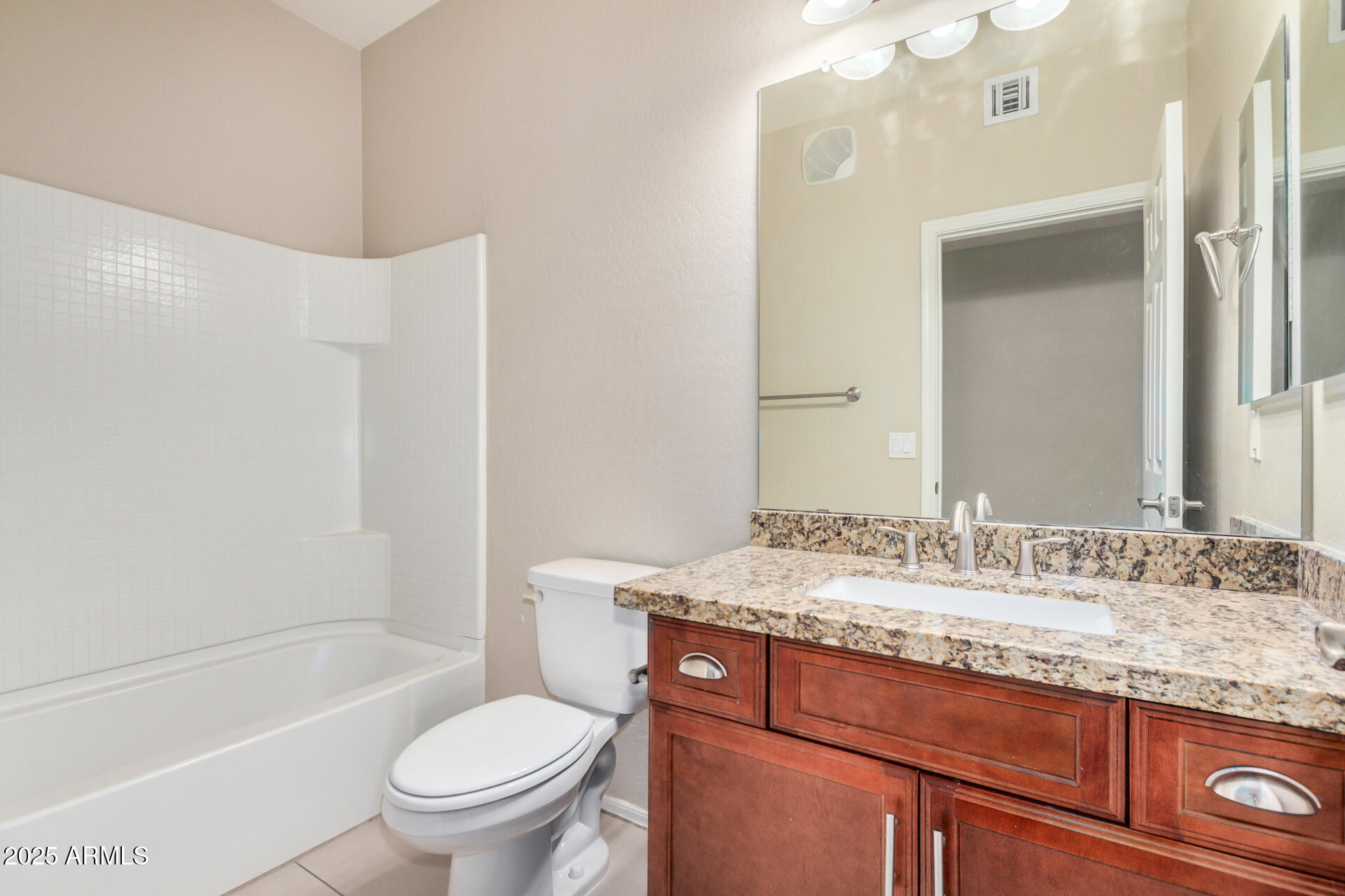 21655 N 36TH Avenue, 106