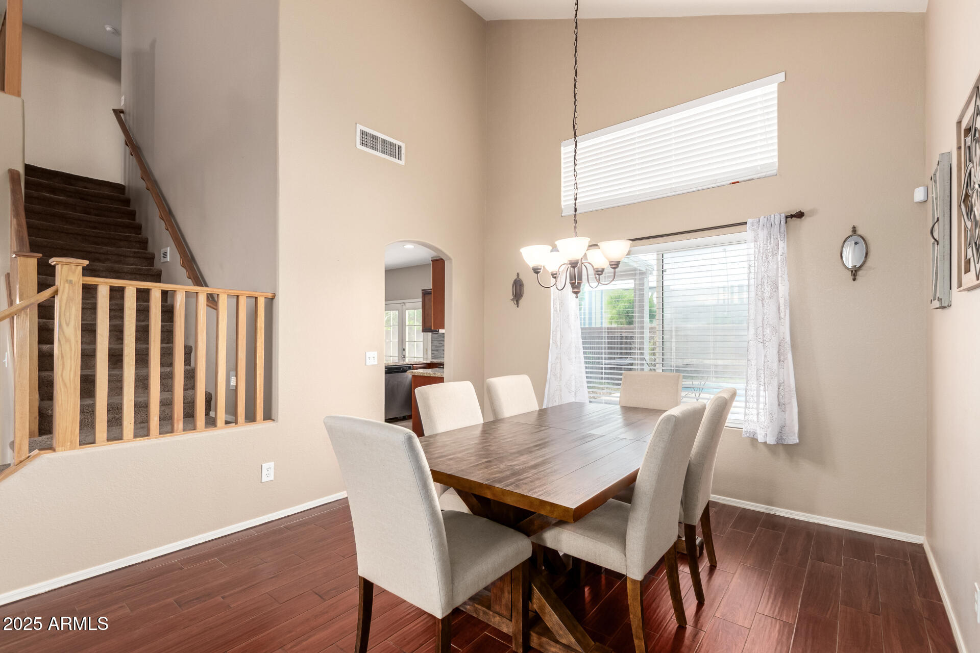 8274 S STEPHANIE Lane, Tempe