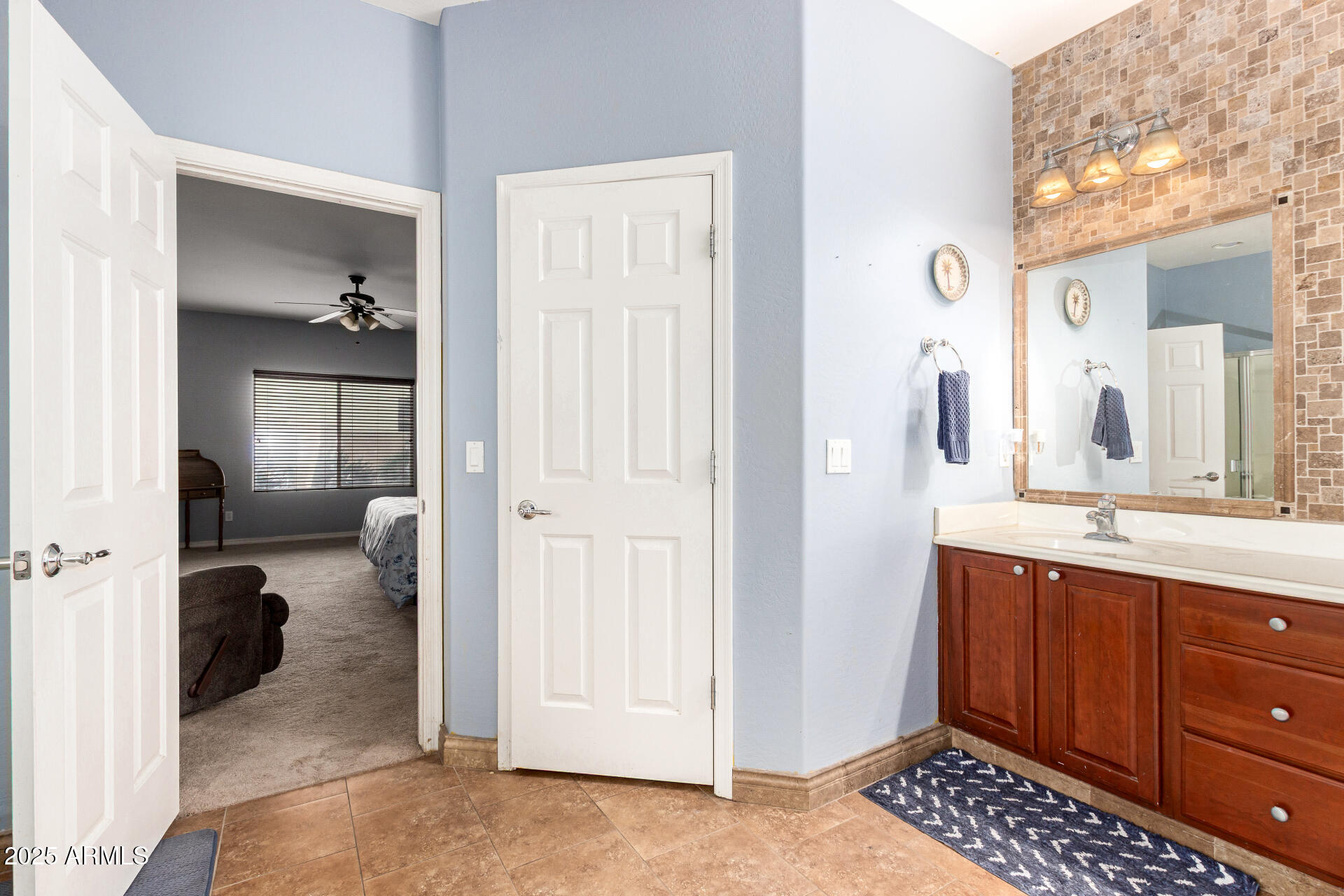 2661 N SMITHSONIAN Court, Florence