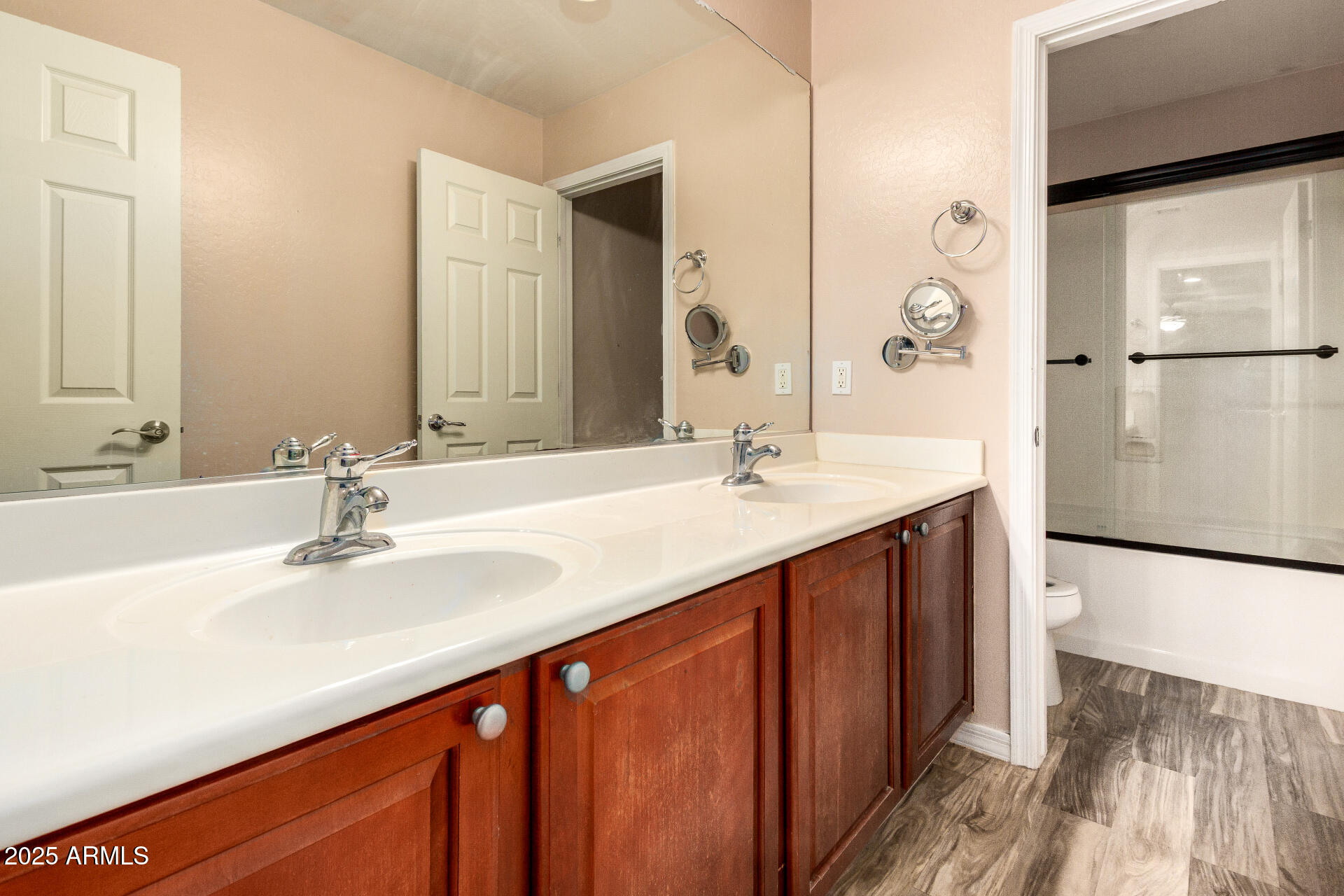 2661 N SMITHSONIAN Court, Florence