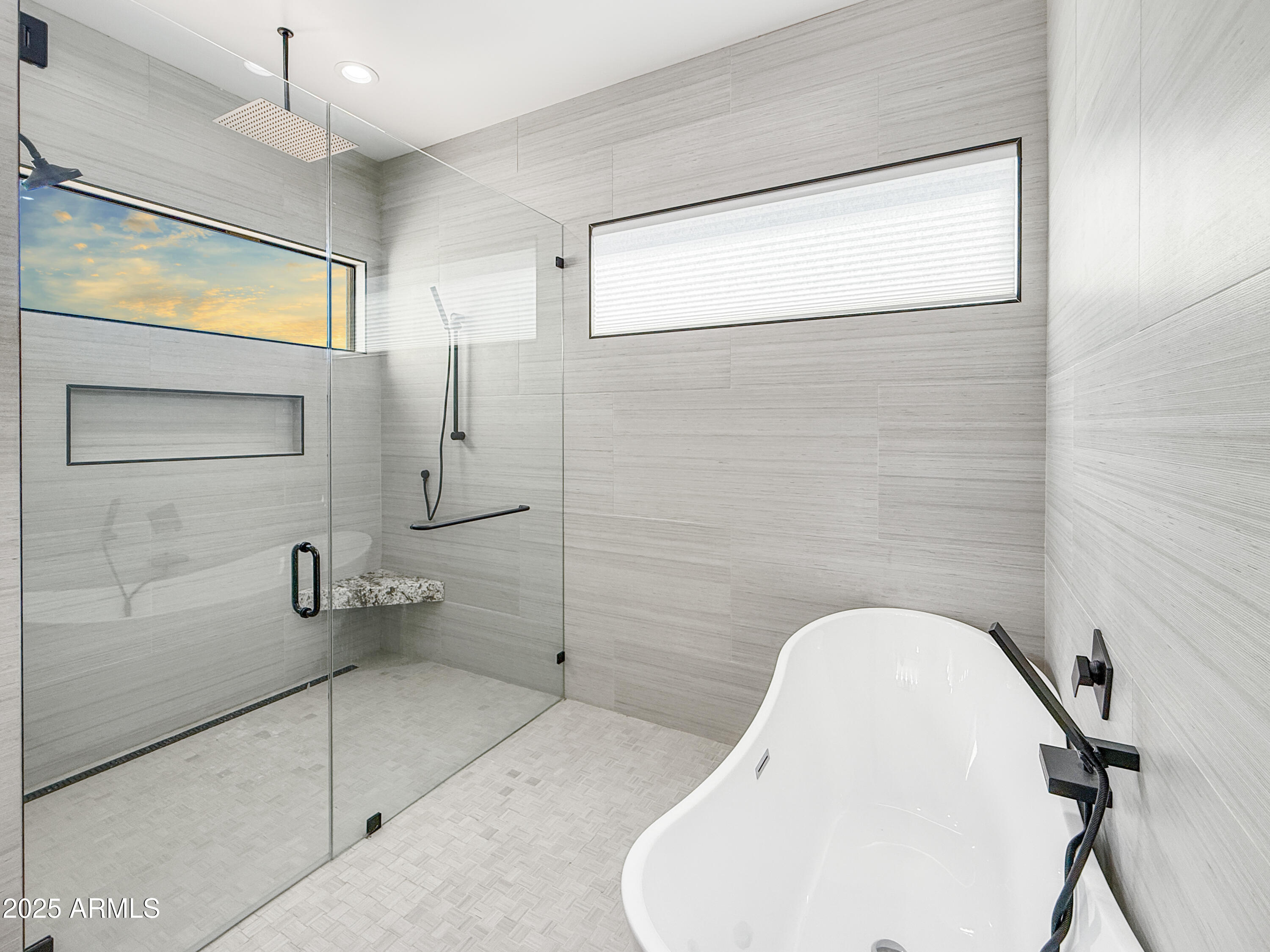 3227 W LONG RIFLE Road