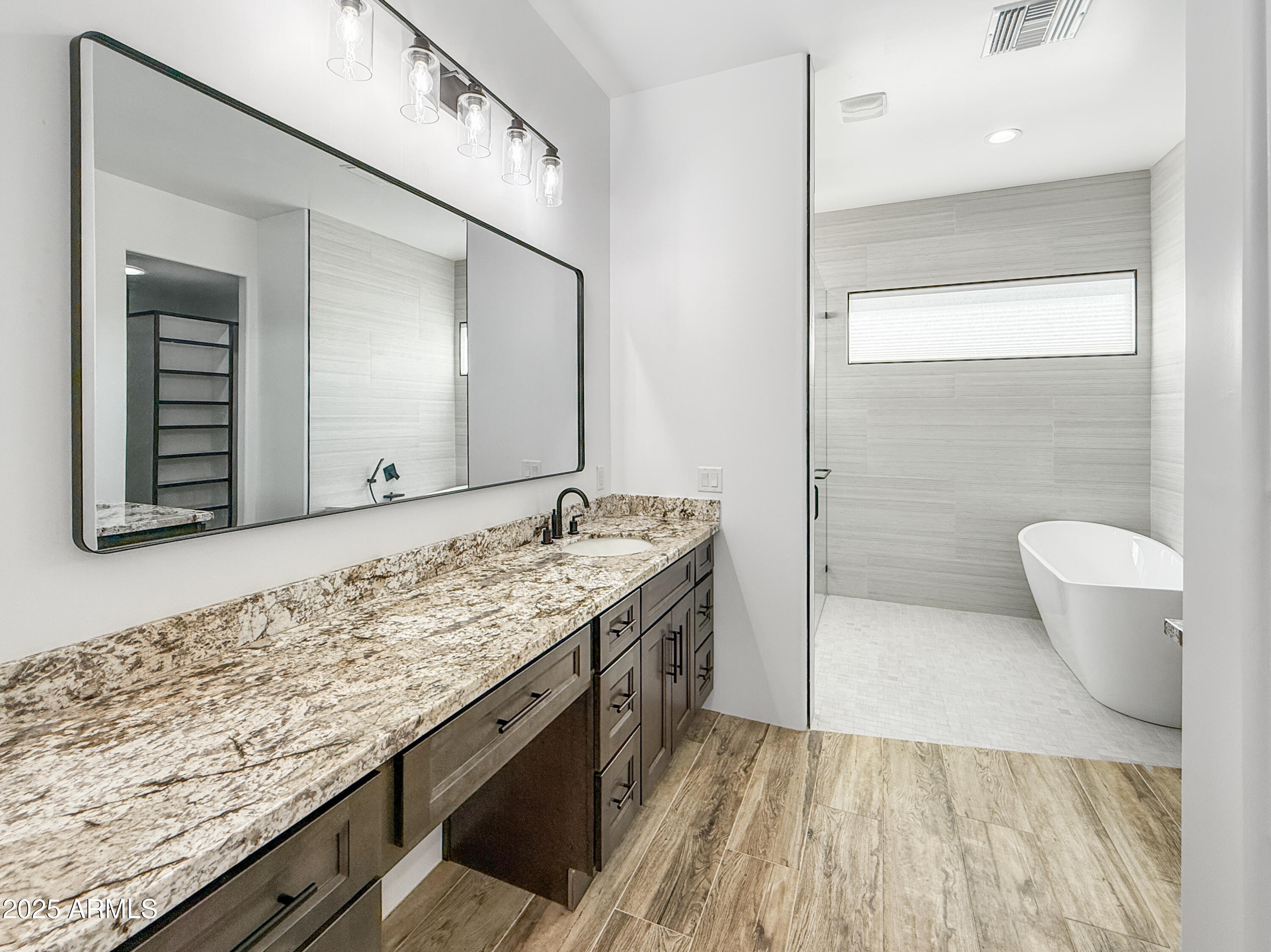 3227 W LONG RIFLE Road