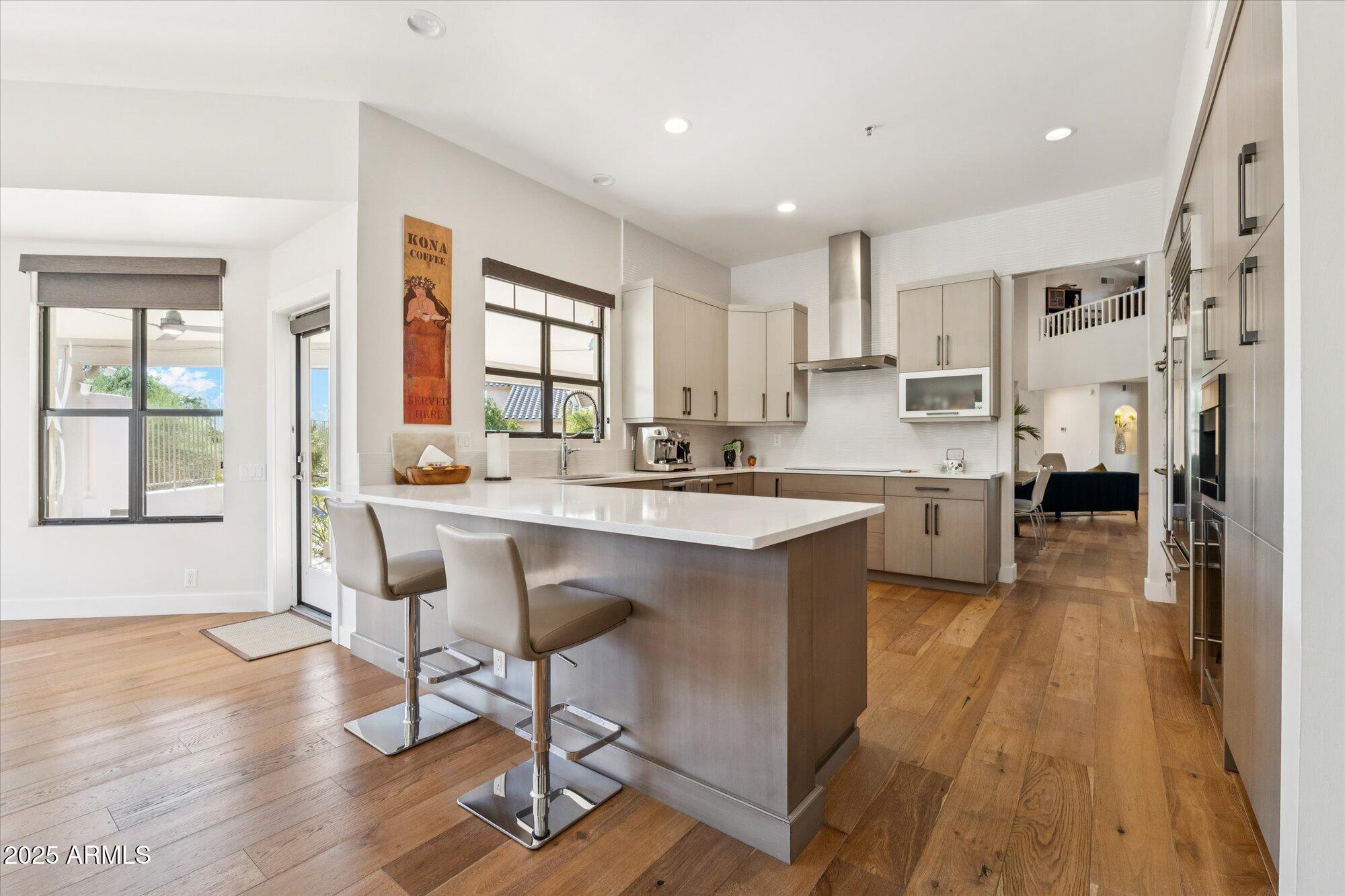 9097 E Calle De Las Brisas