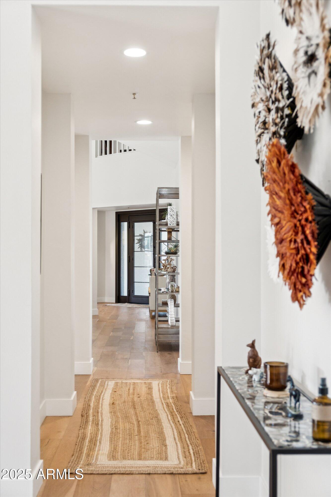 9097 E Calle De Las Brisas