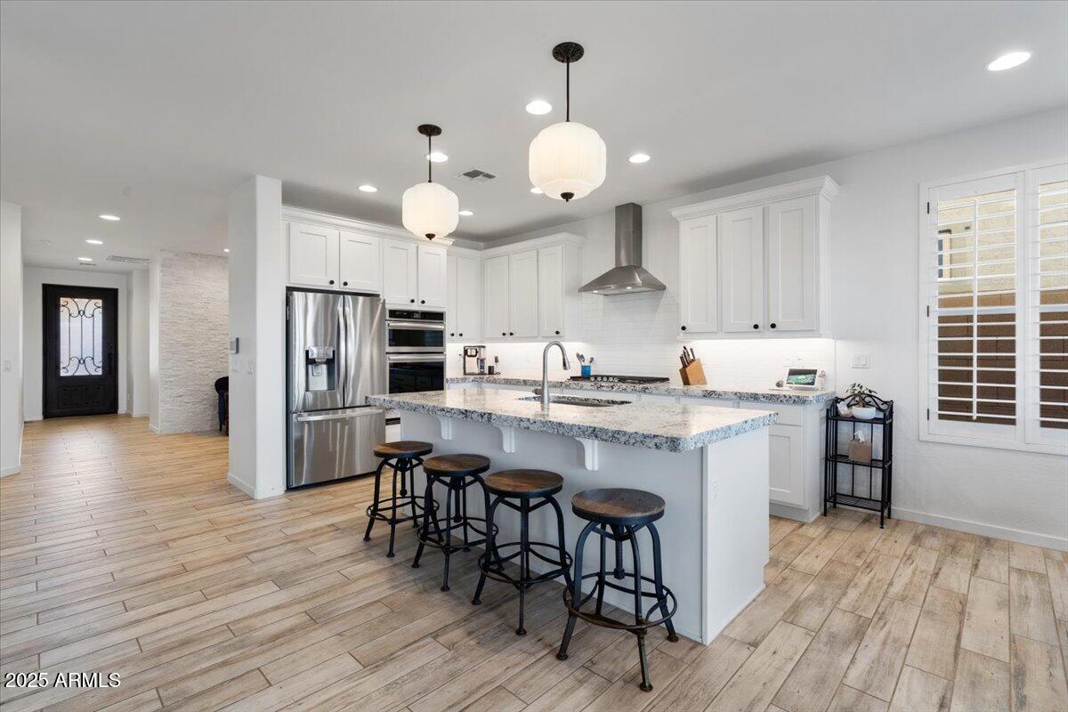 5632 E SANDIA Street