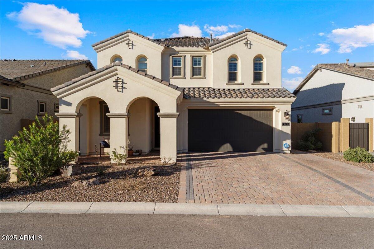 5632 E SANDIA Street