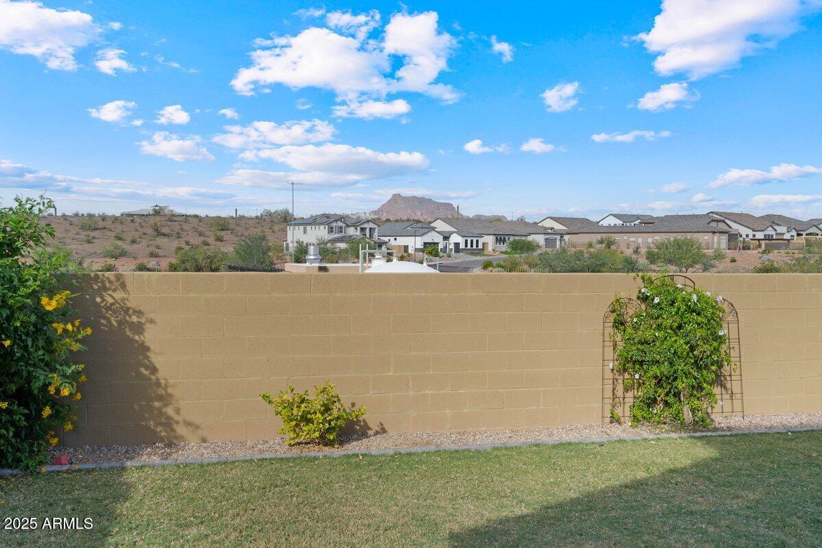 5632 E SANDIA Street