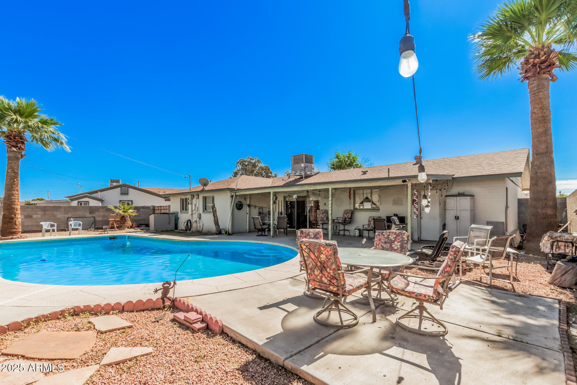5858 W MINNEZONA Avenue, Phoenix