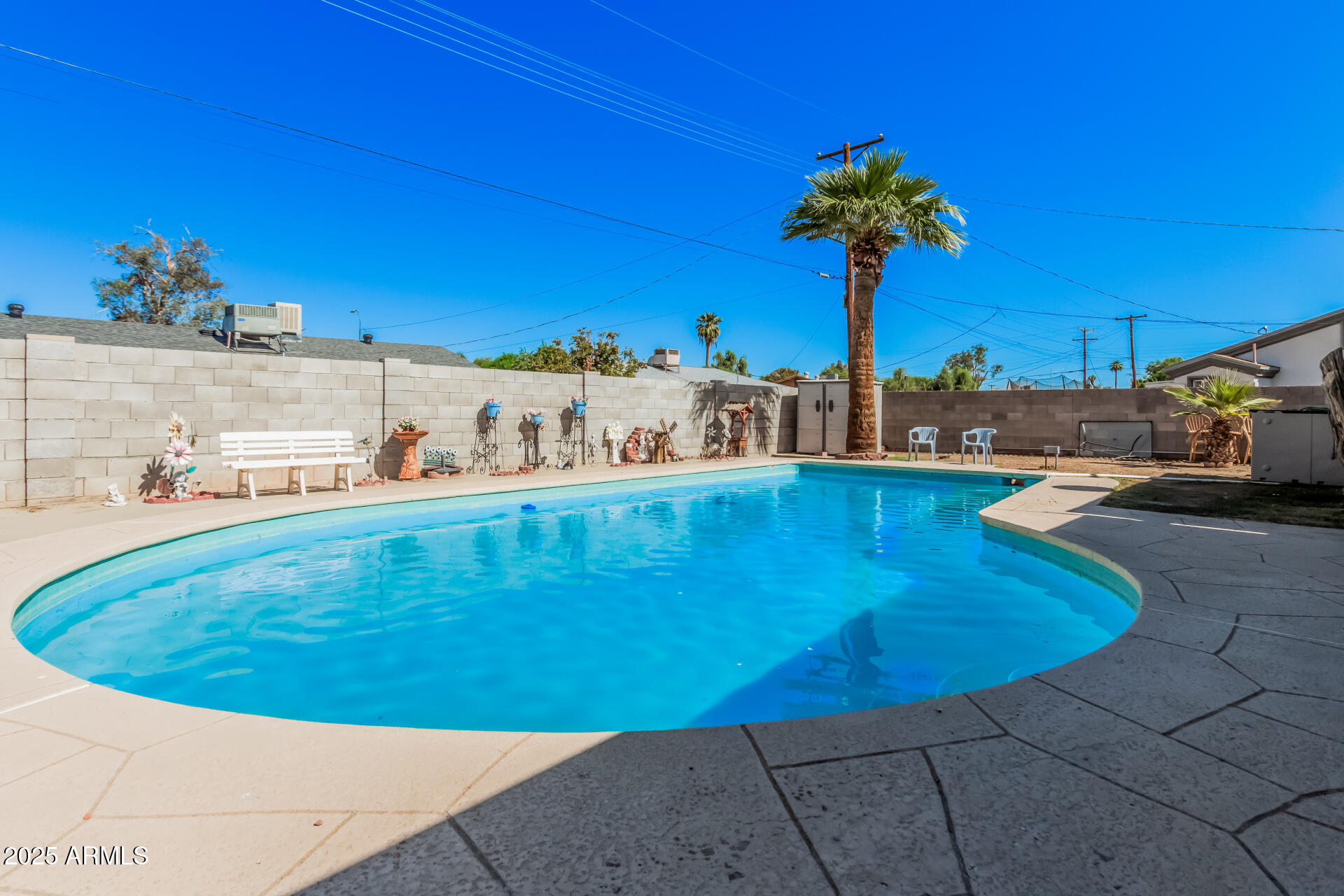 5858 W MINNEZONA Avenue, Phoenix