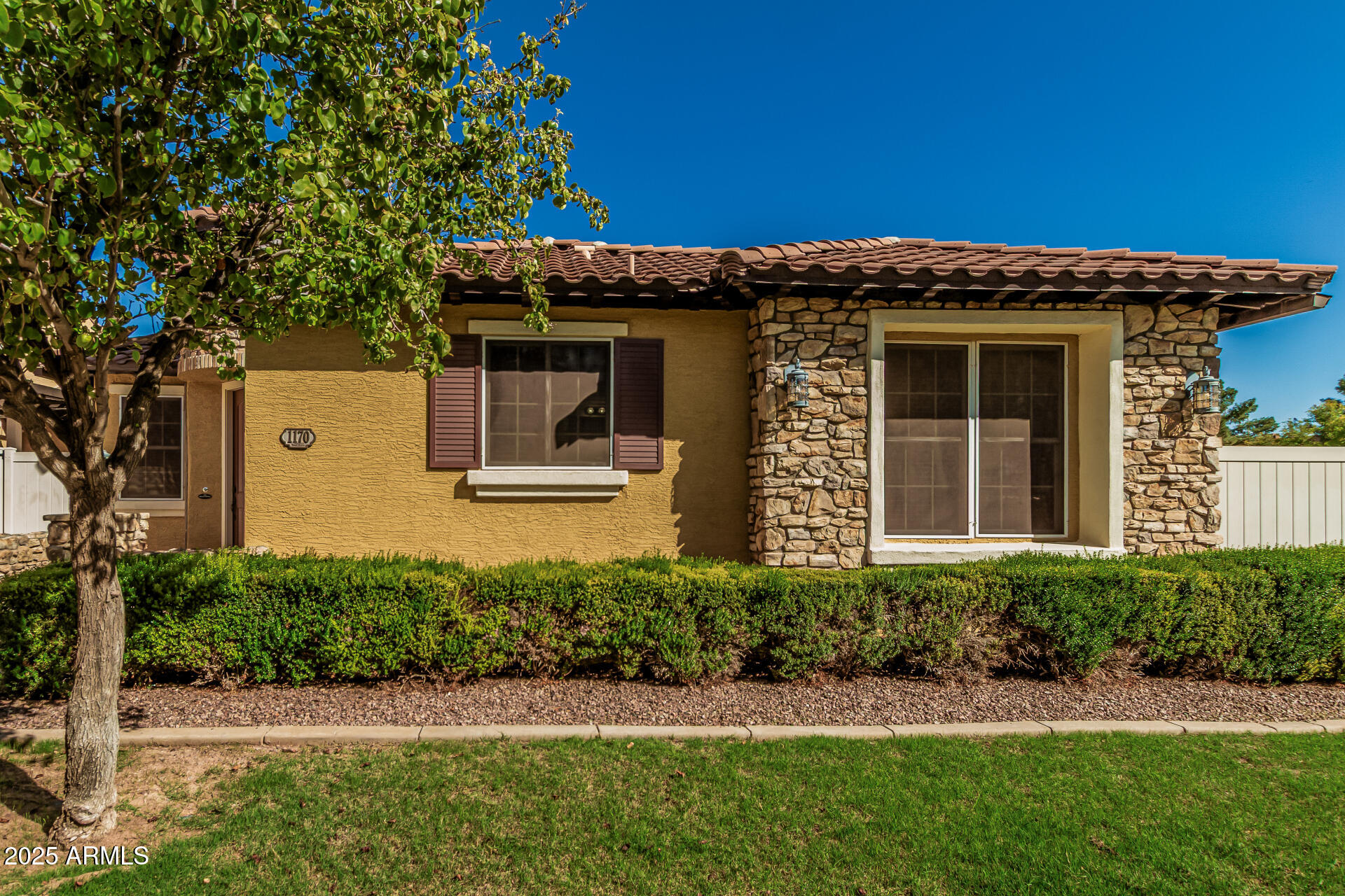 1170 S STORMENT Lane, Gilbert