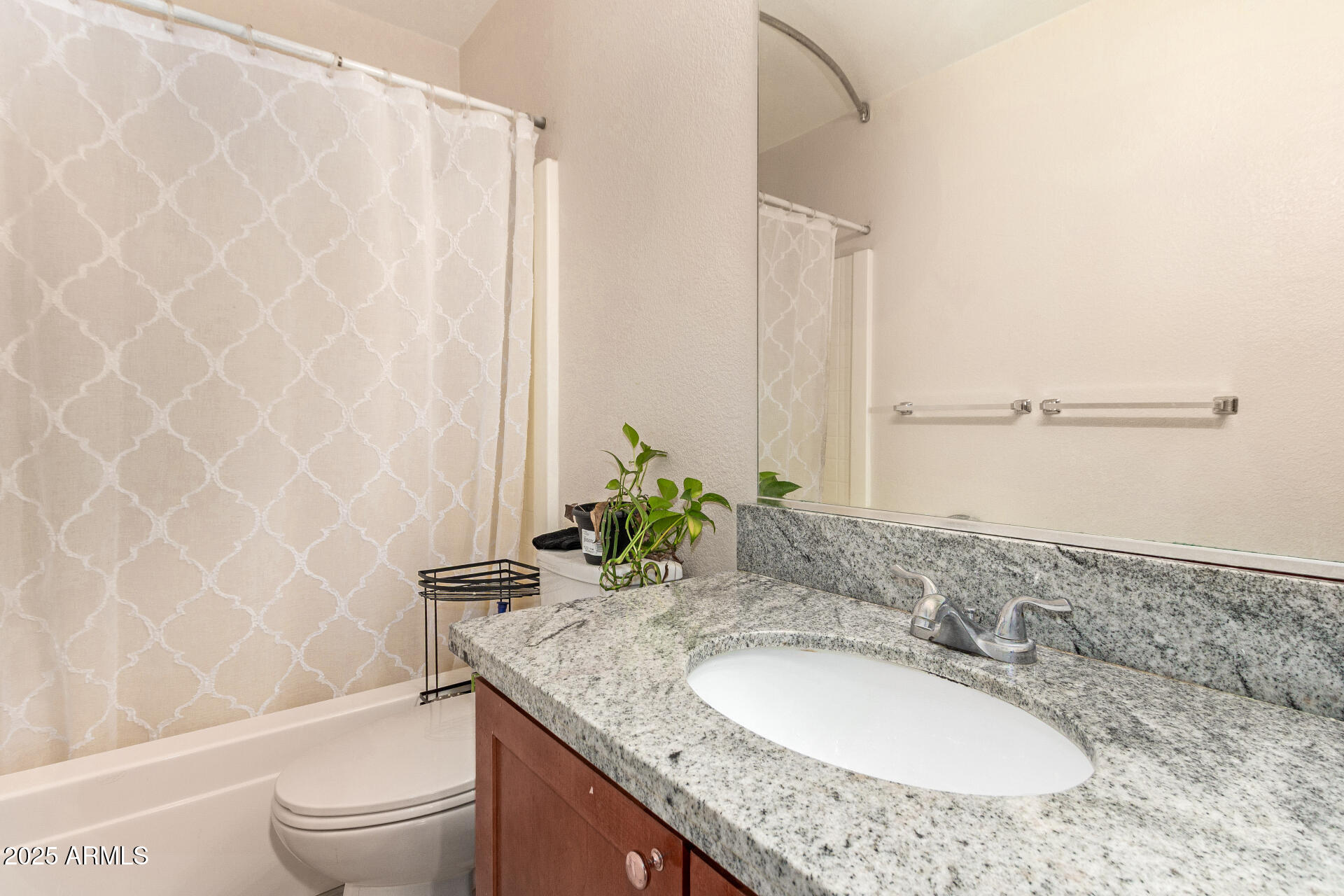 9563 W MONTE VISTA Road, Phoenix