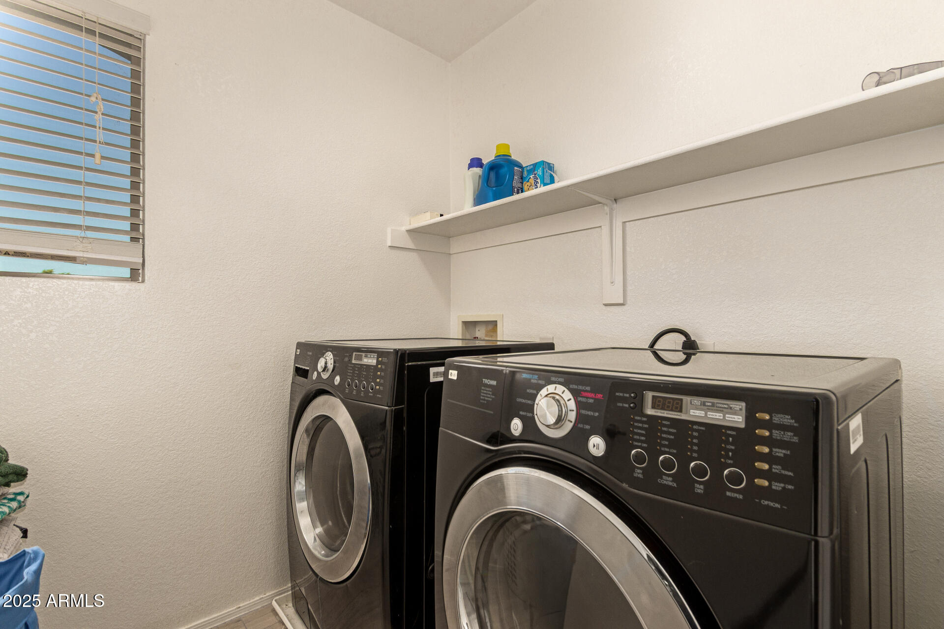 9563 W MONTE VISTA Road, Phoenix