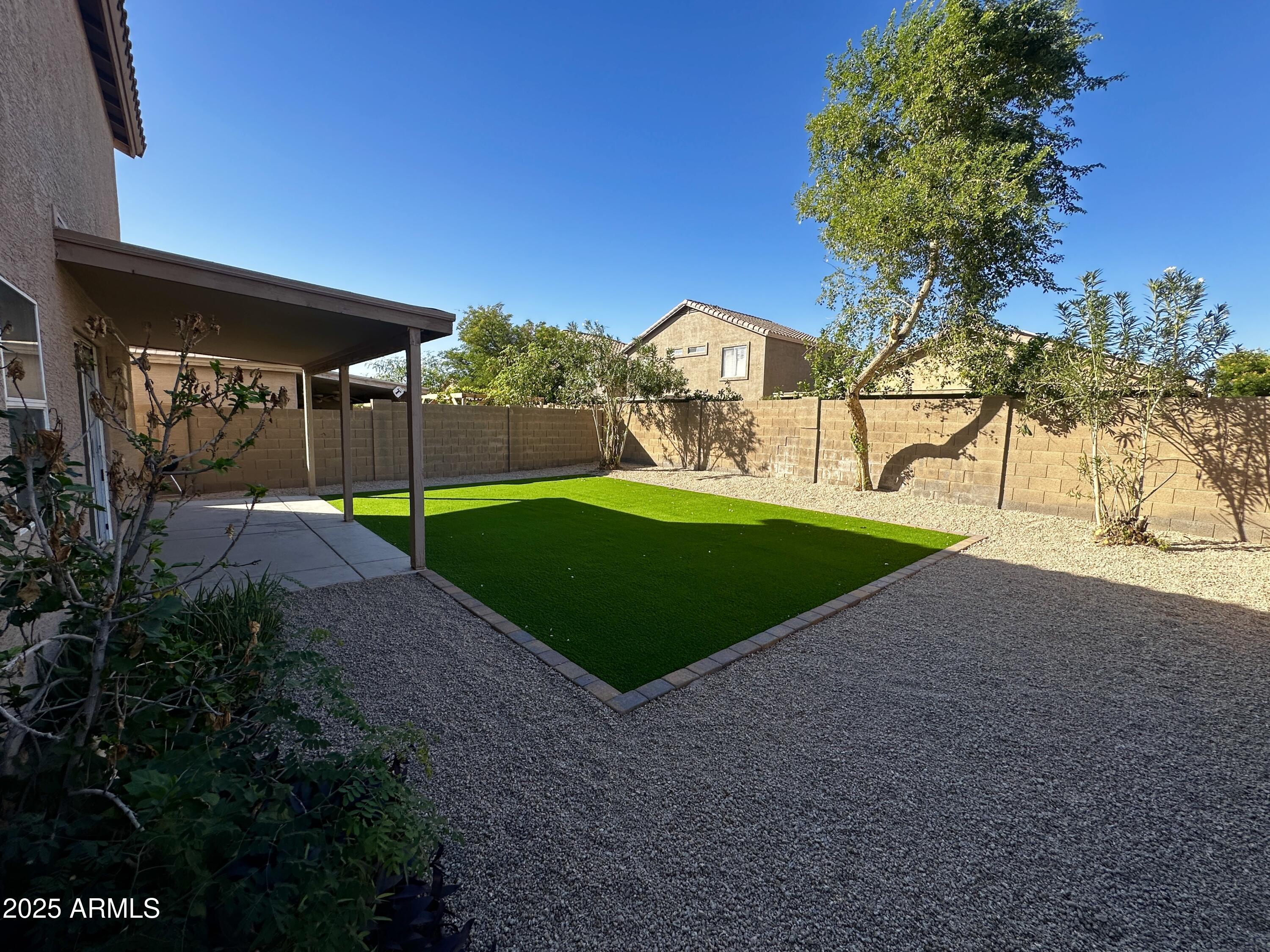 11546 W SCHLEIFER Drive, Youngtown