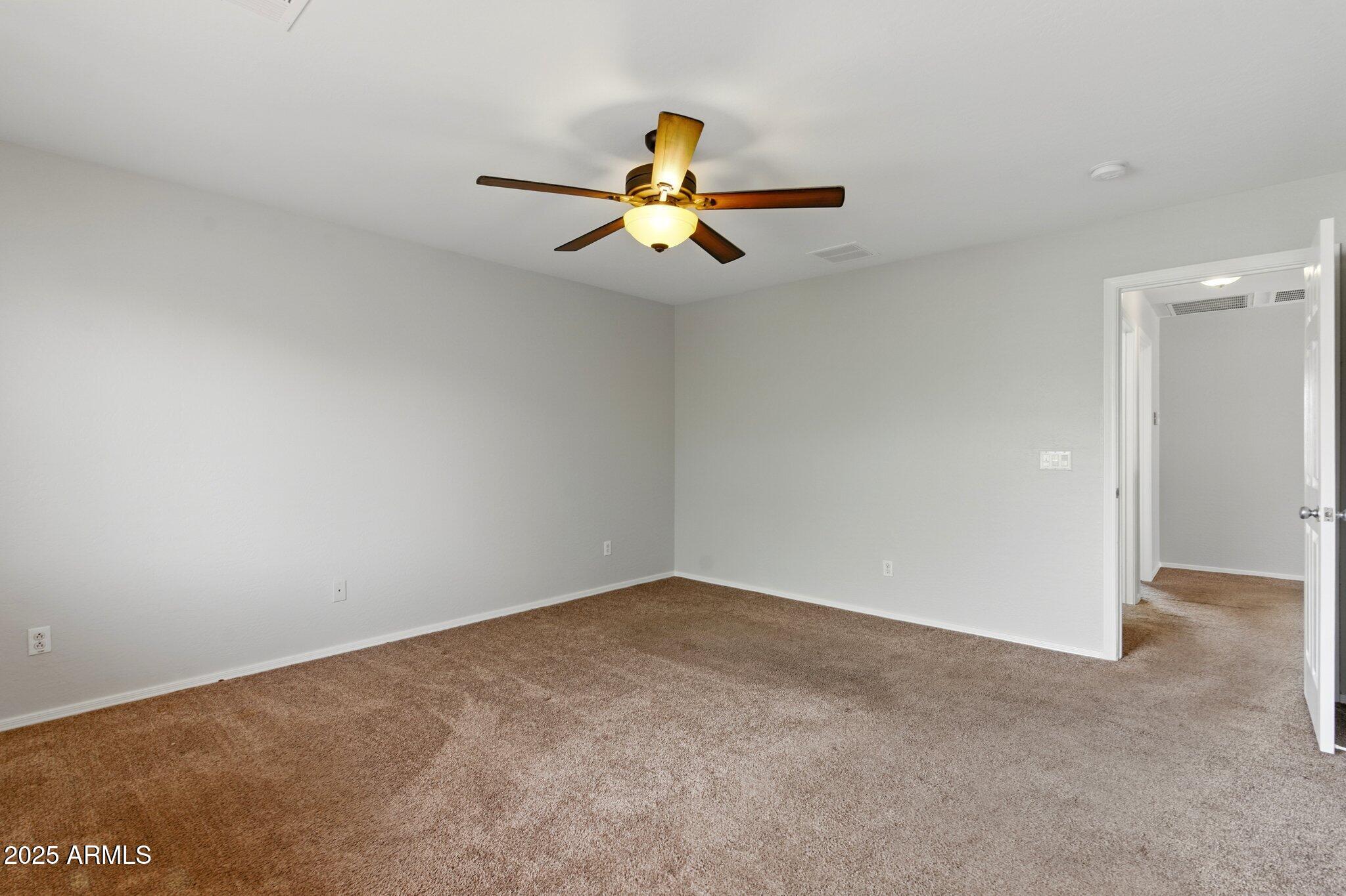 11546 W SCHLEIFER Drive, Youngtown