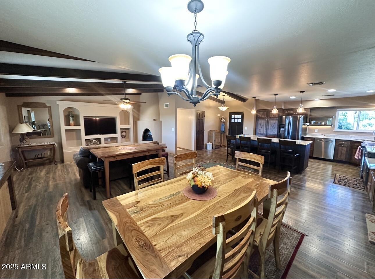 1276 N VULTURE MINE Road