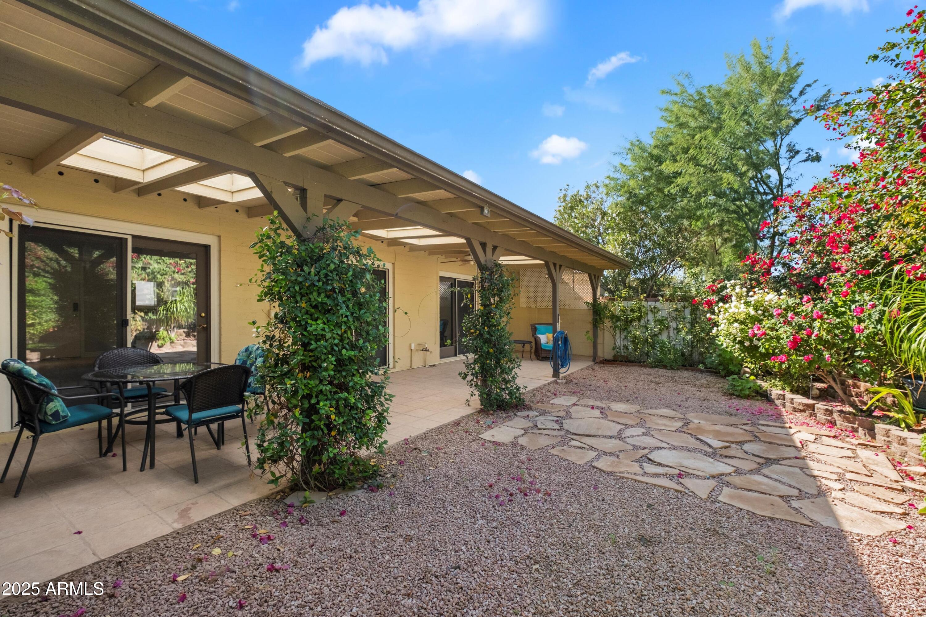 7662 E HAZELWOOD Street