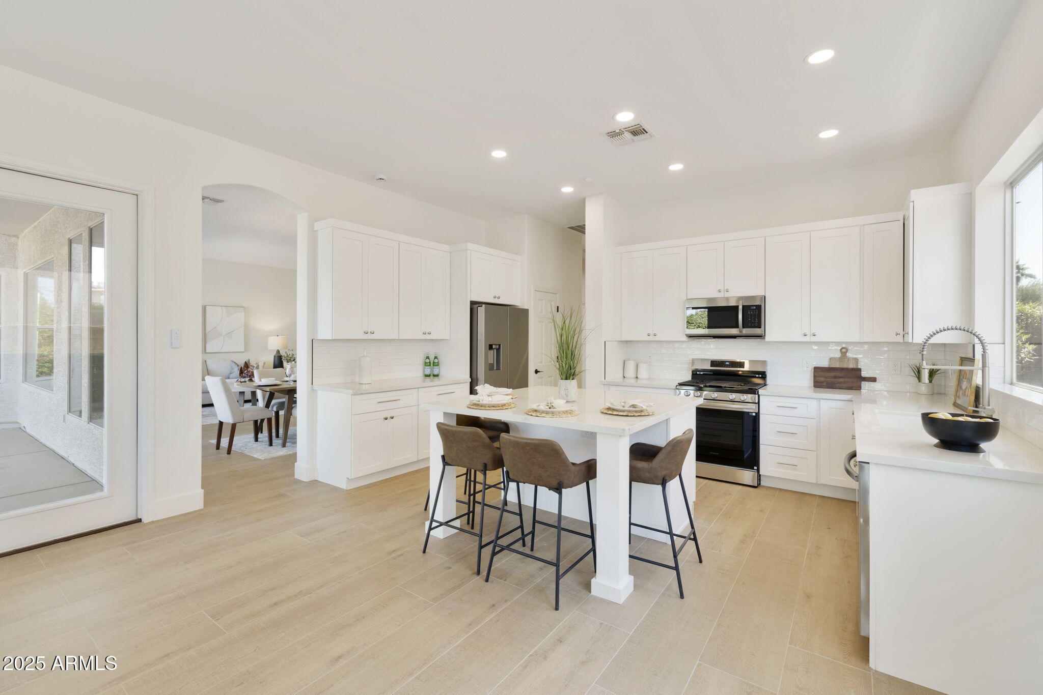 710 W CHERRYWOOD Drive