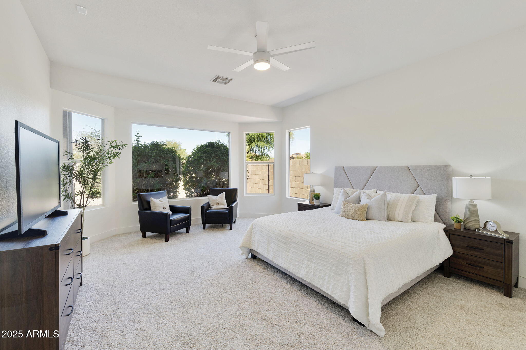 710 W CHERRYWOOD Drive