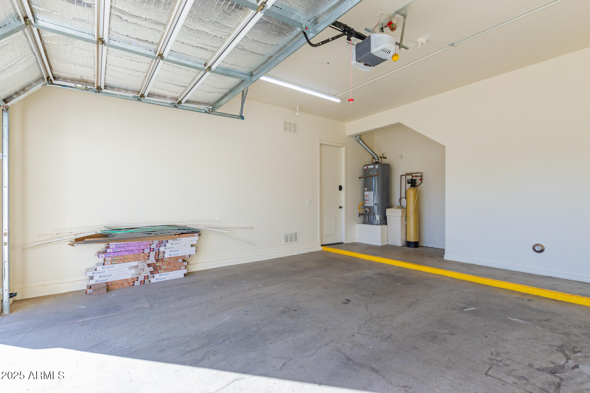 2198 E WISTERIA Drive