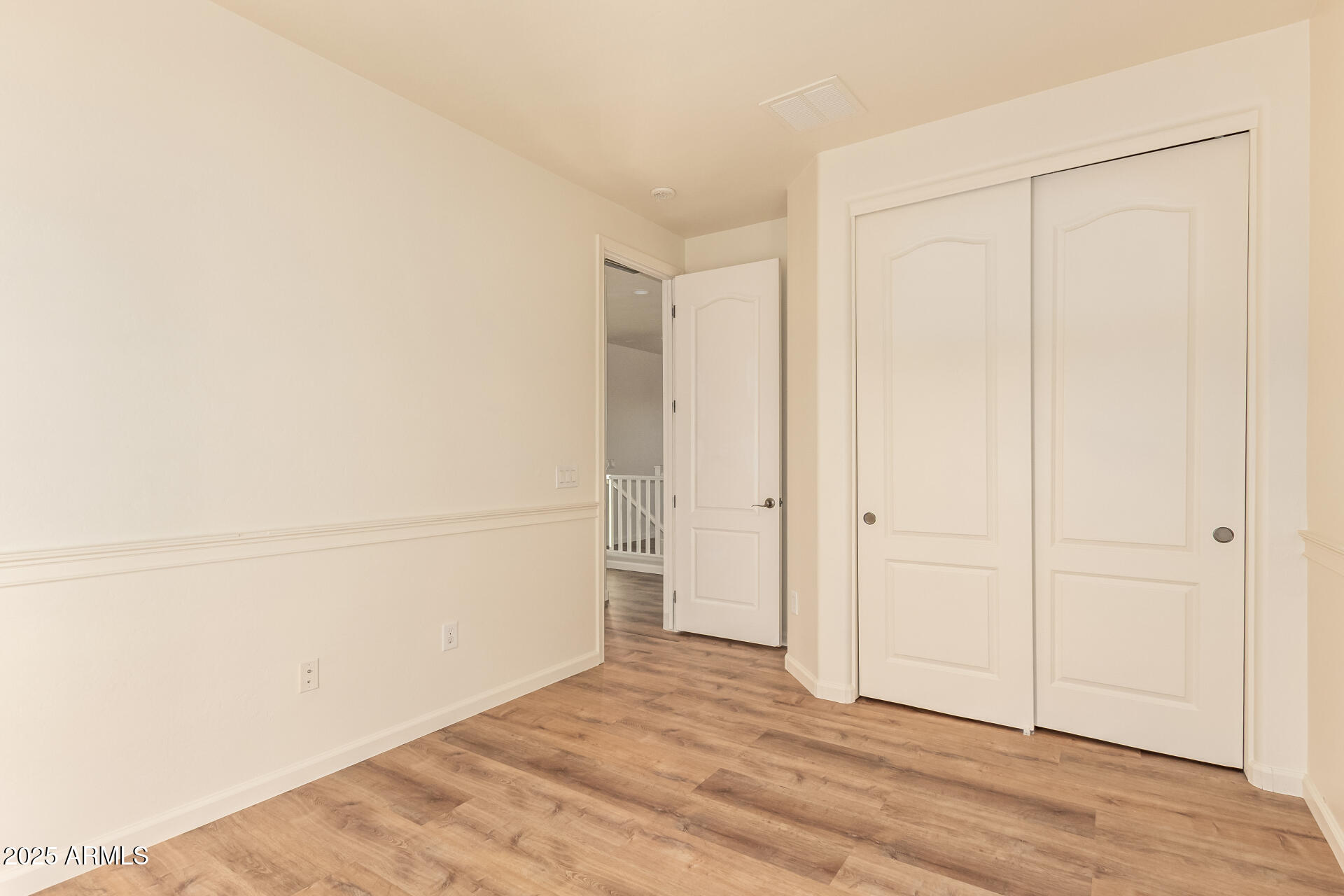 2198 E WISTERIA Drive