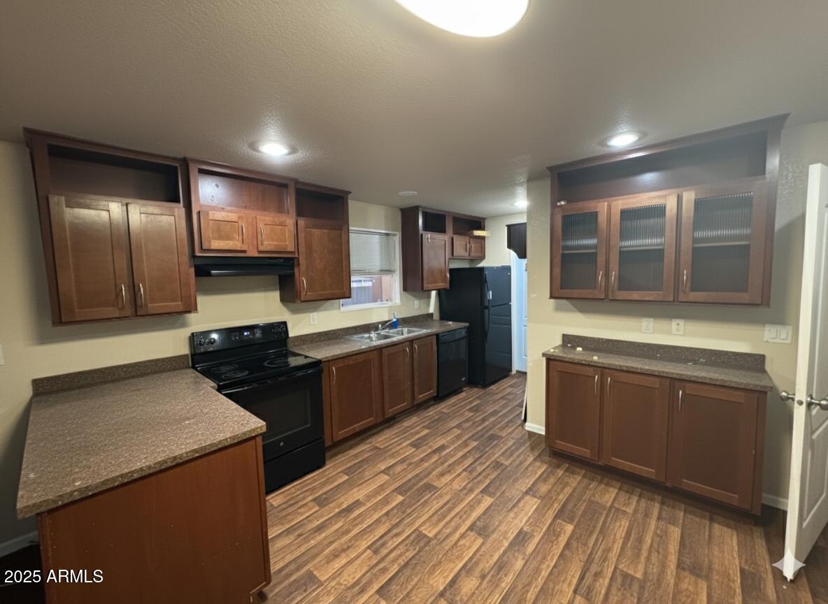 12721 W GREENWAY Road, 184