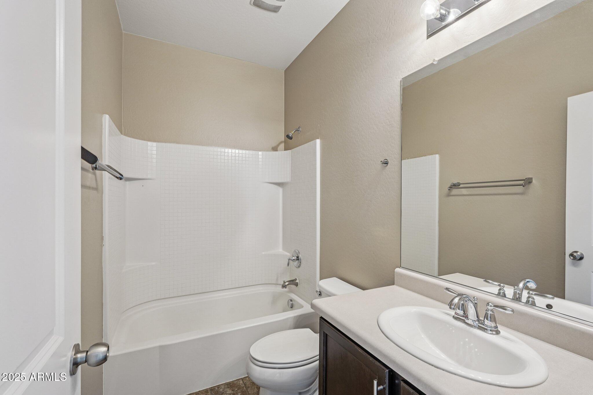 7722 W PIPESTONE Place