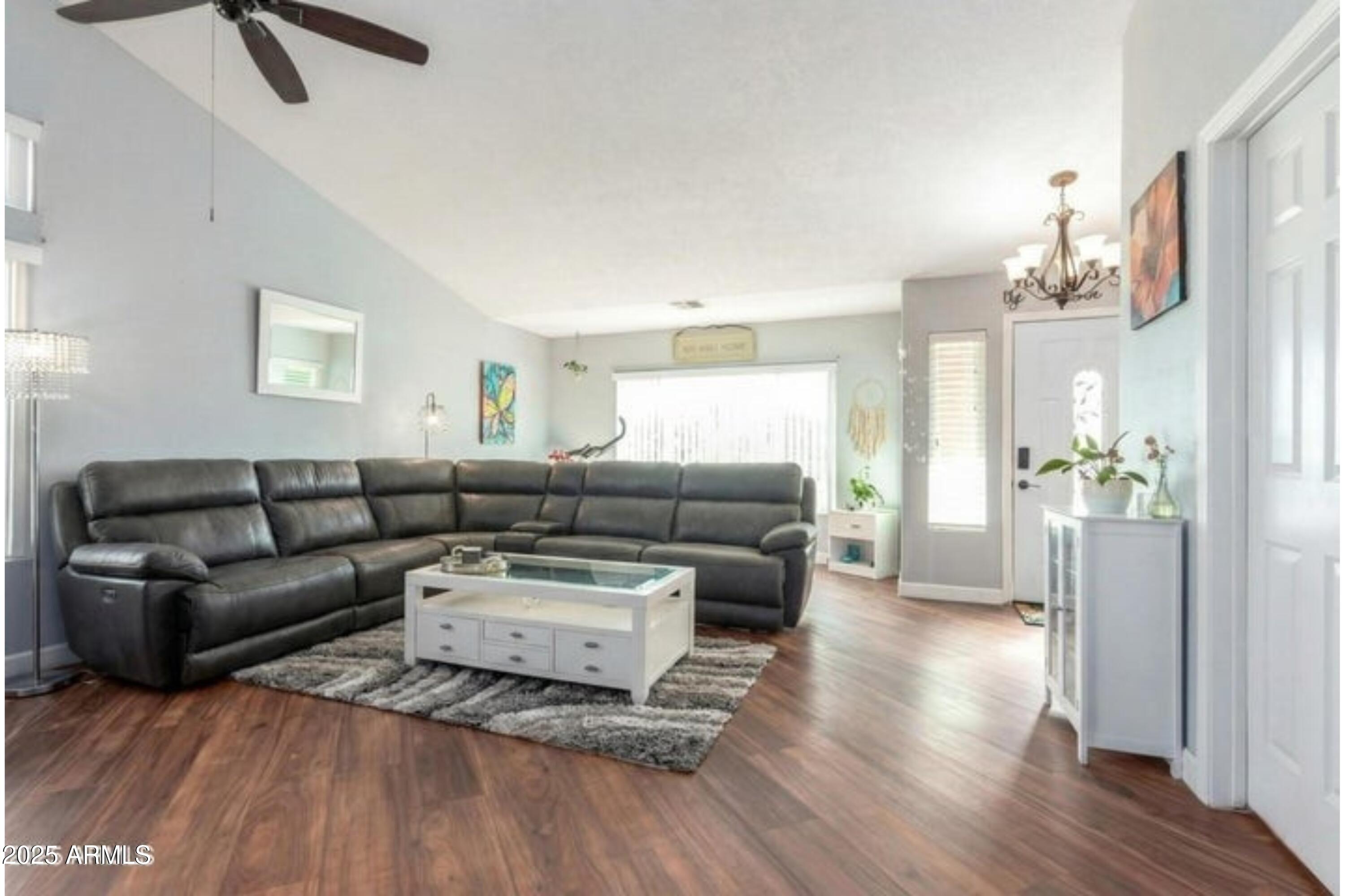 4338 E DOUGLAS Avenue