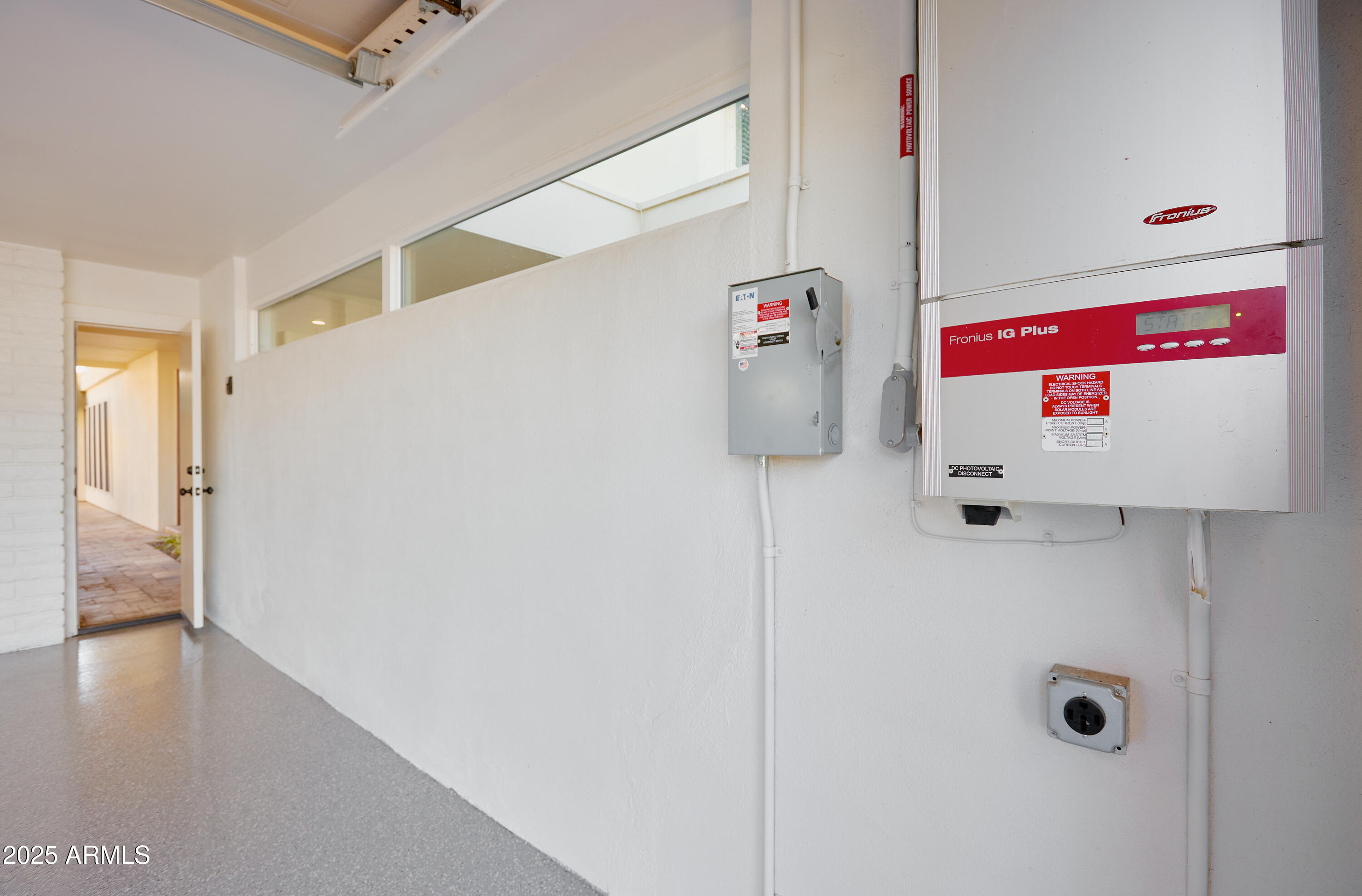 8637 E VIA DE LA ESCUELA