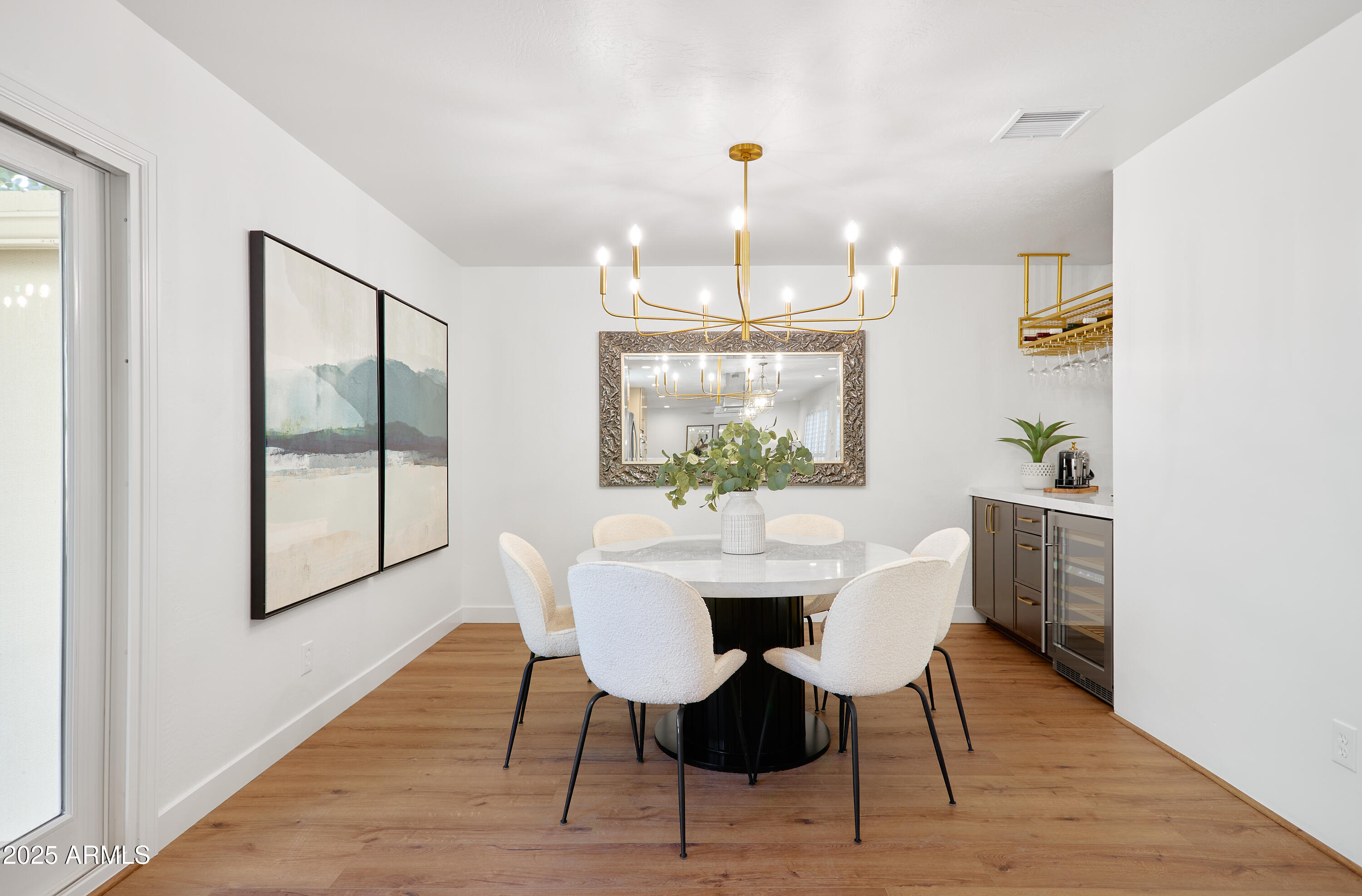 8637 E VIA DE LA ESCUELA