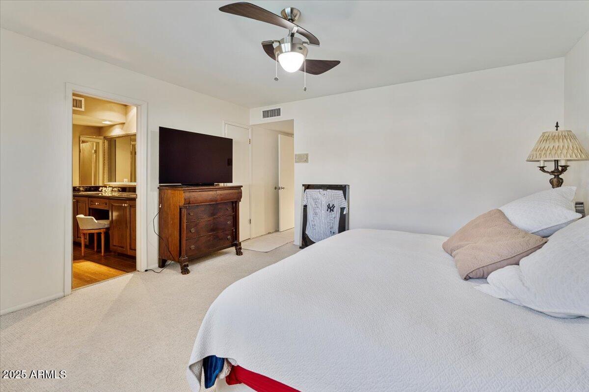 8306 E VIA DE DORADO