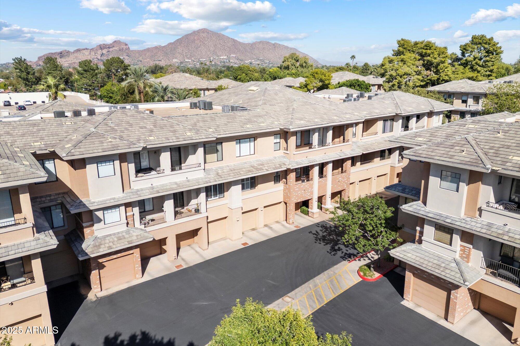 2989 N 44TH Street, 2039