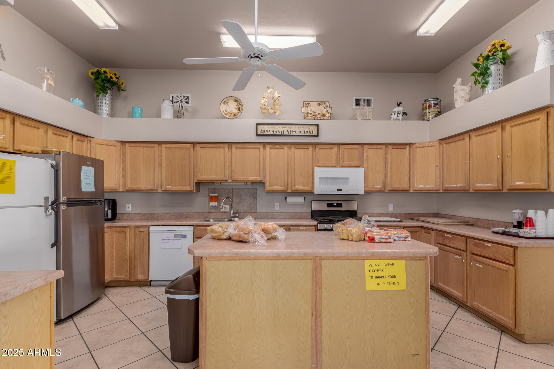 2121 N CENTER Street 197