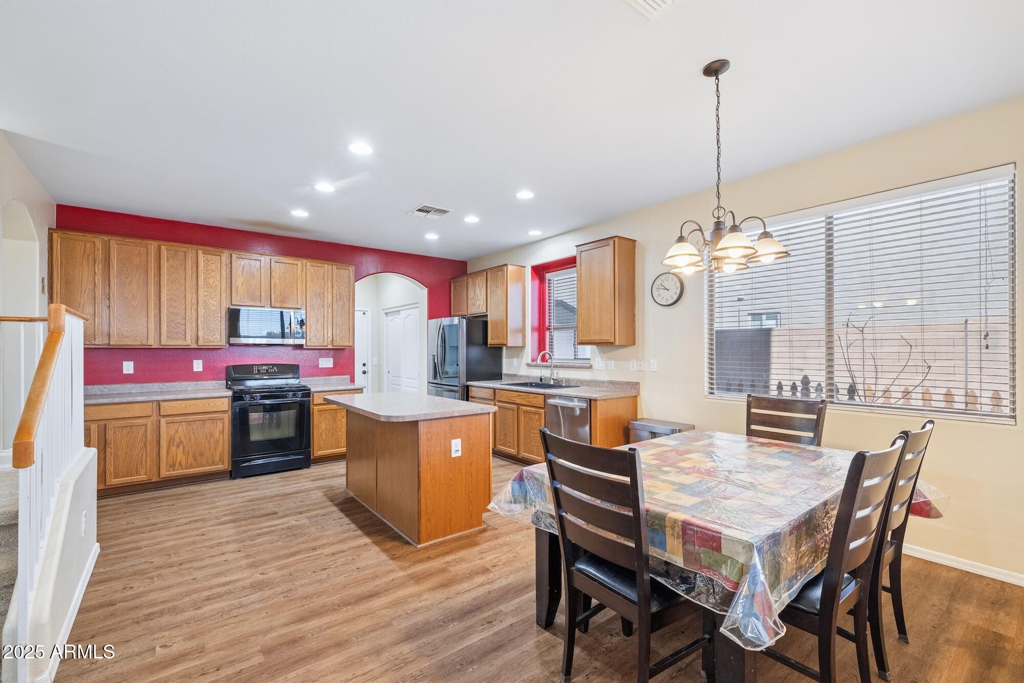 38689 N JONATHAN Street