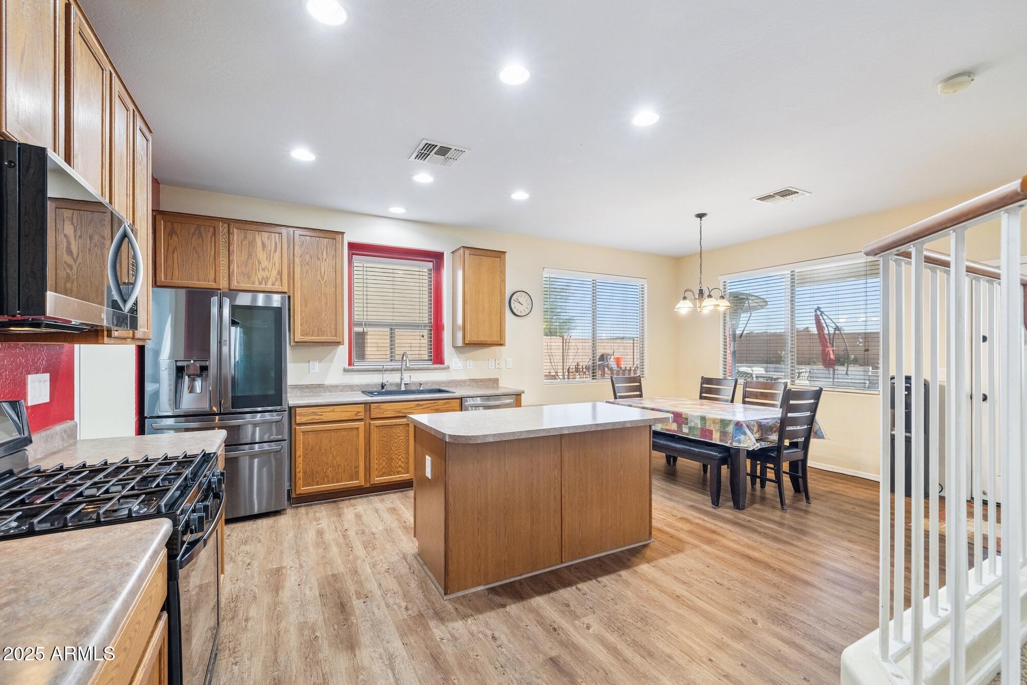 38689 N JONATHAN Street