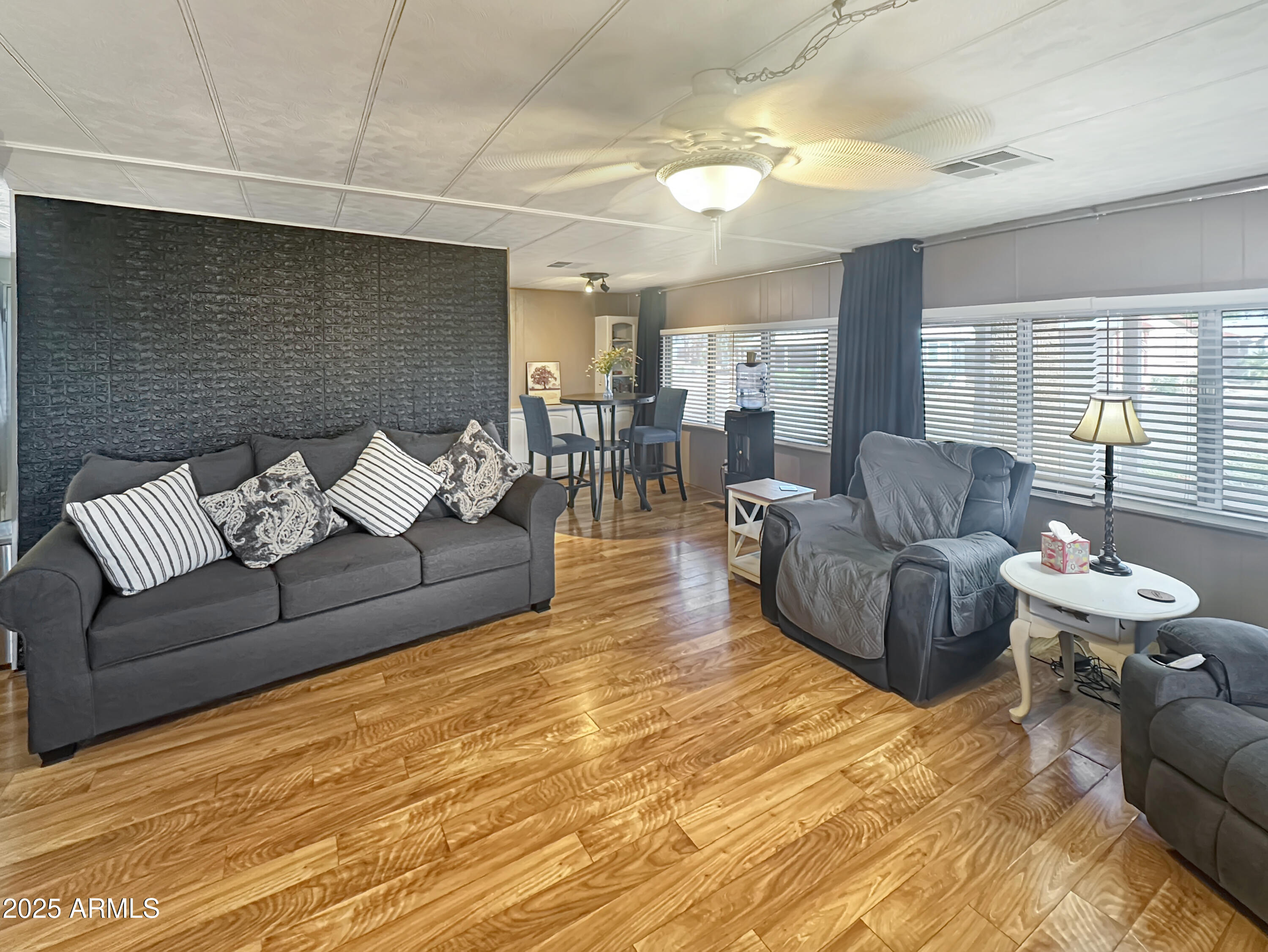 201 S Greenfield Road, 18