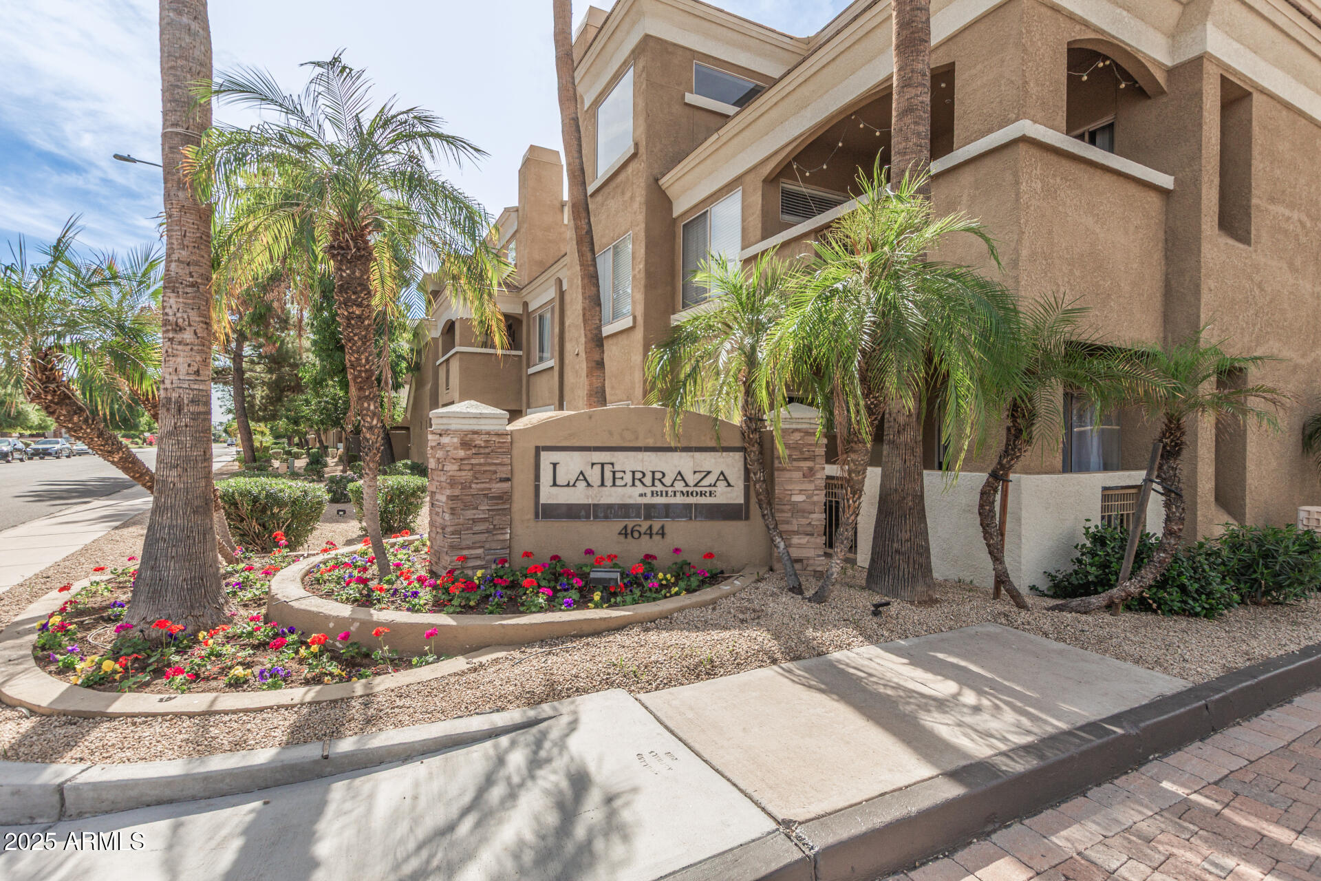 4644 N 22ND Street 1160