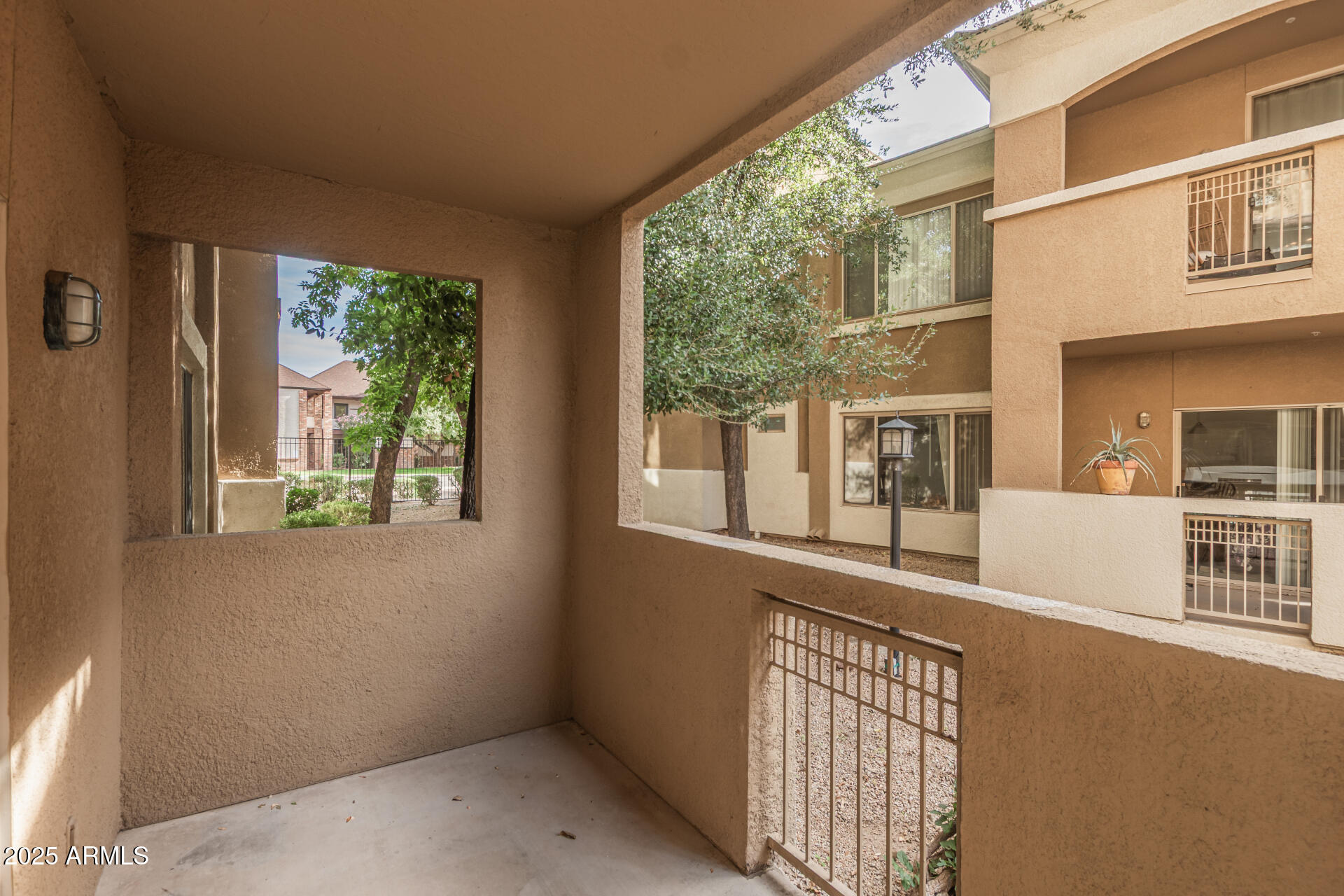 4644 N 22ND Street 1160