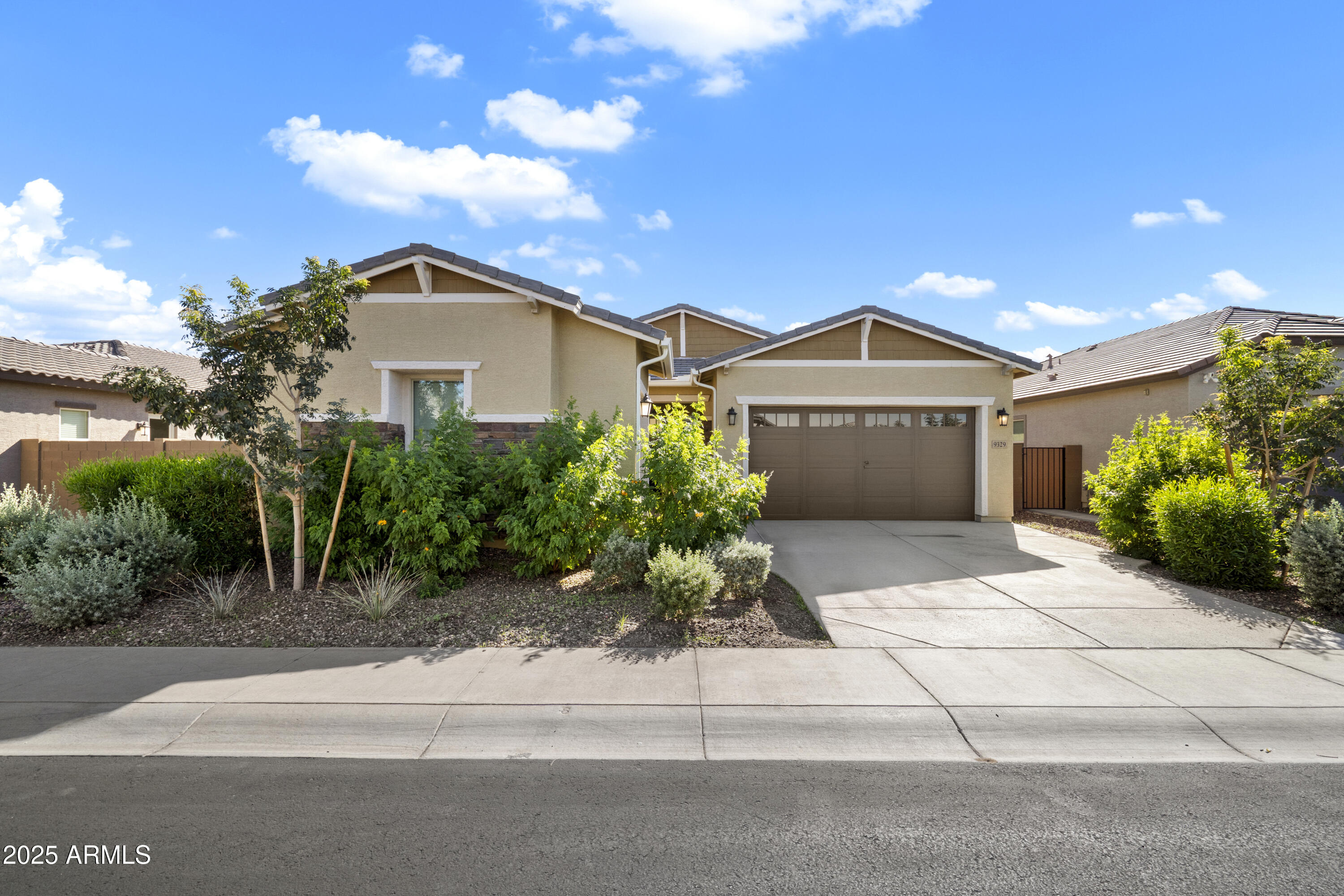 9329 W SELLS Drive