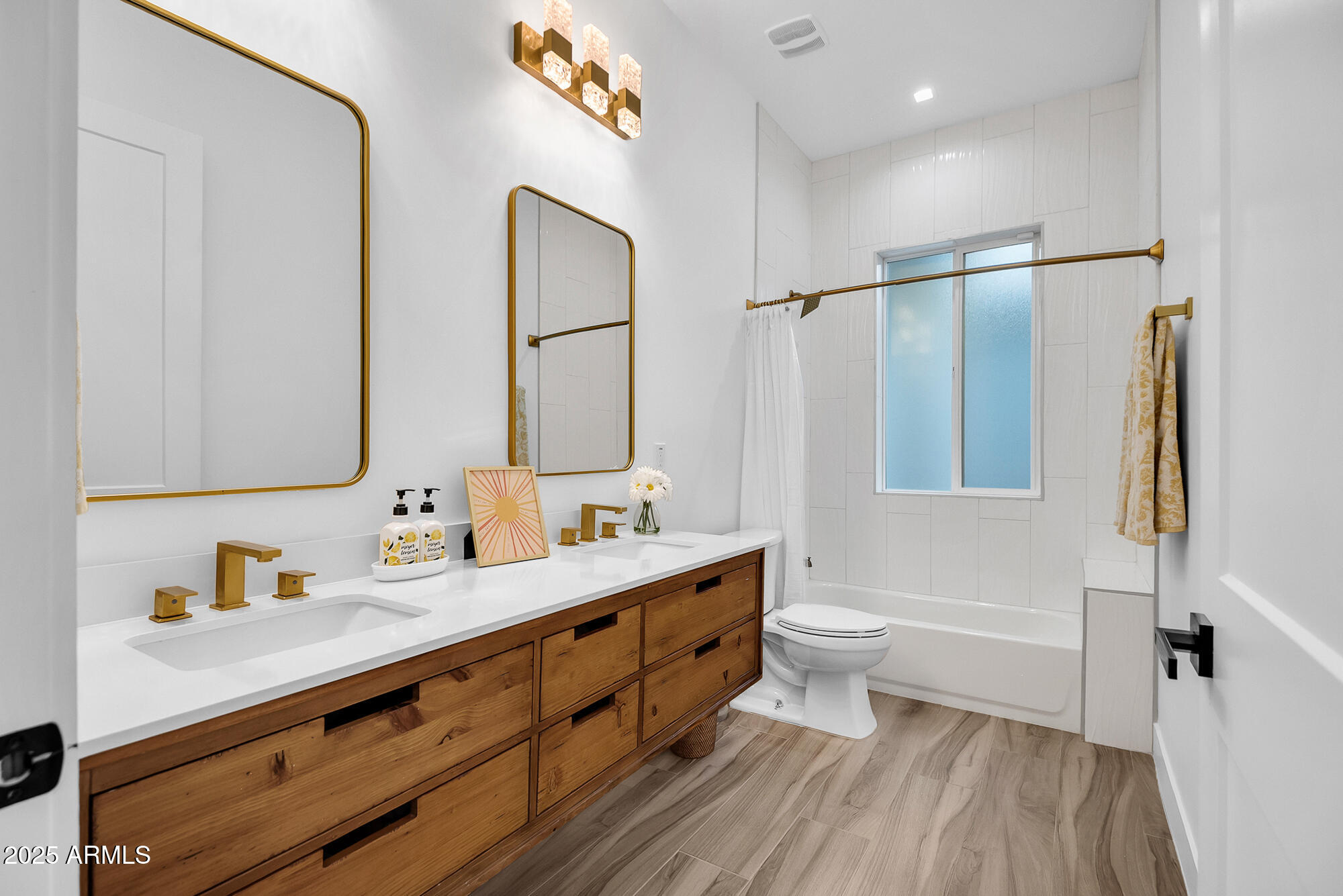 7403 W PORT AU PRINCE Lane