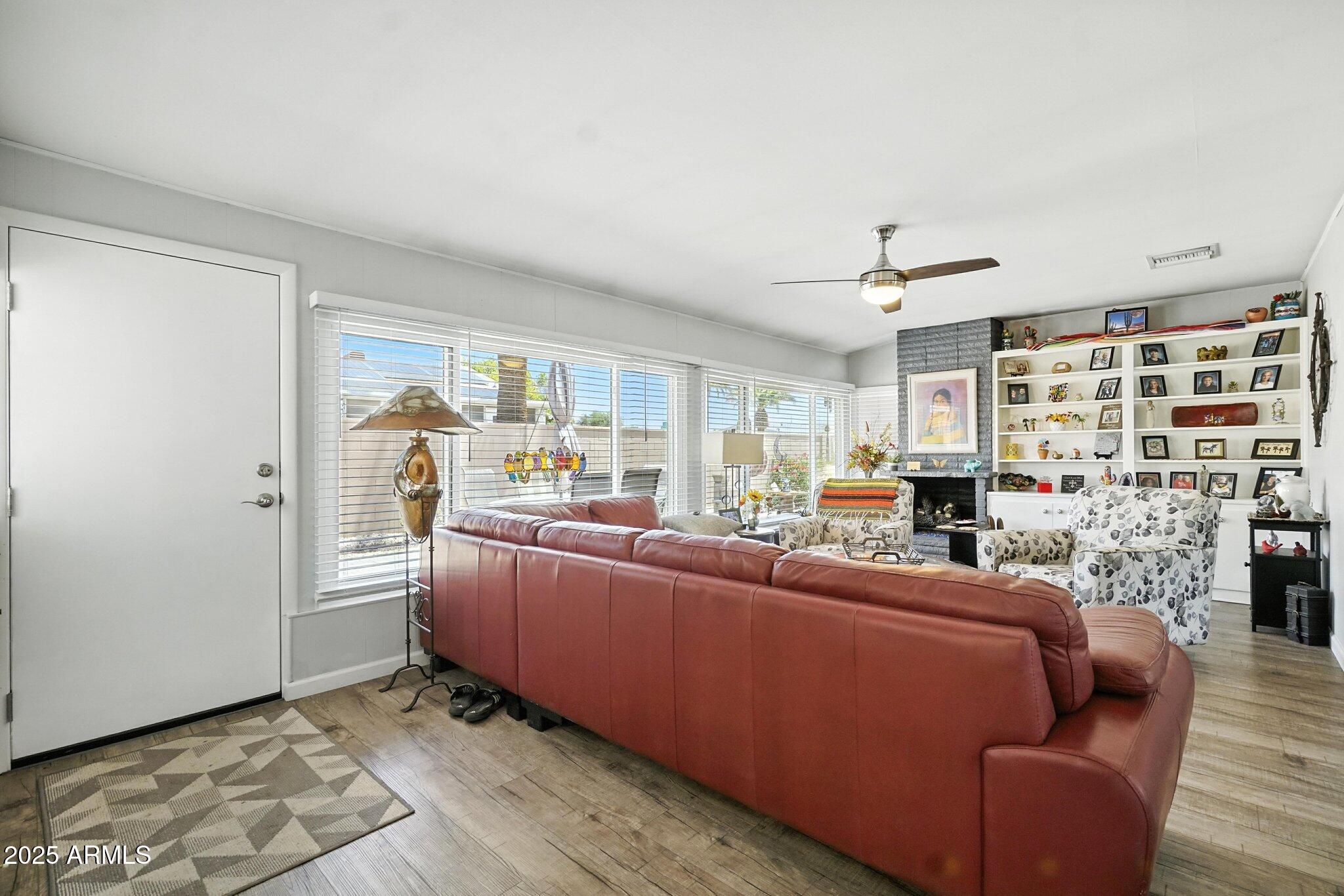 10002 W Deanne Drive