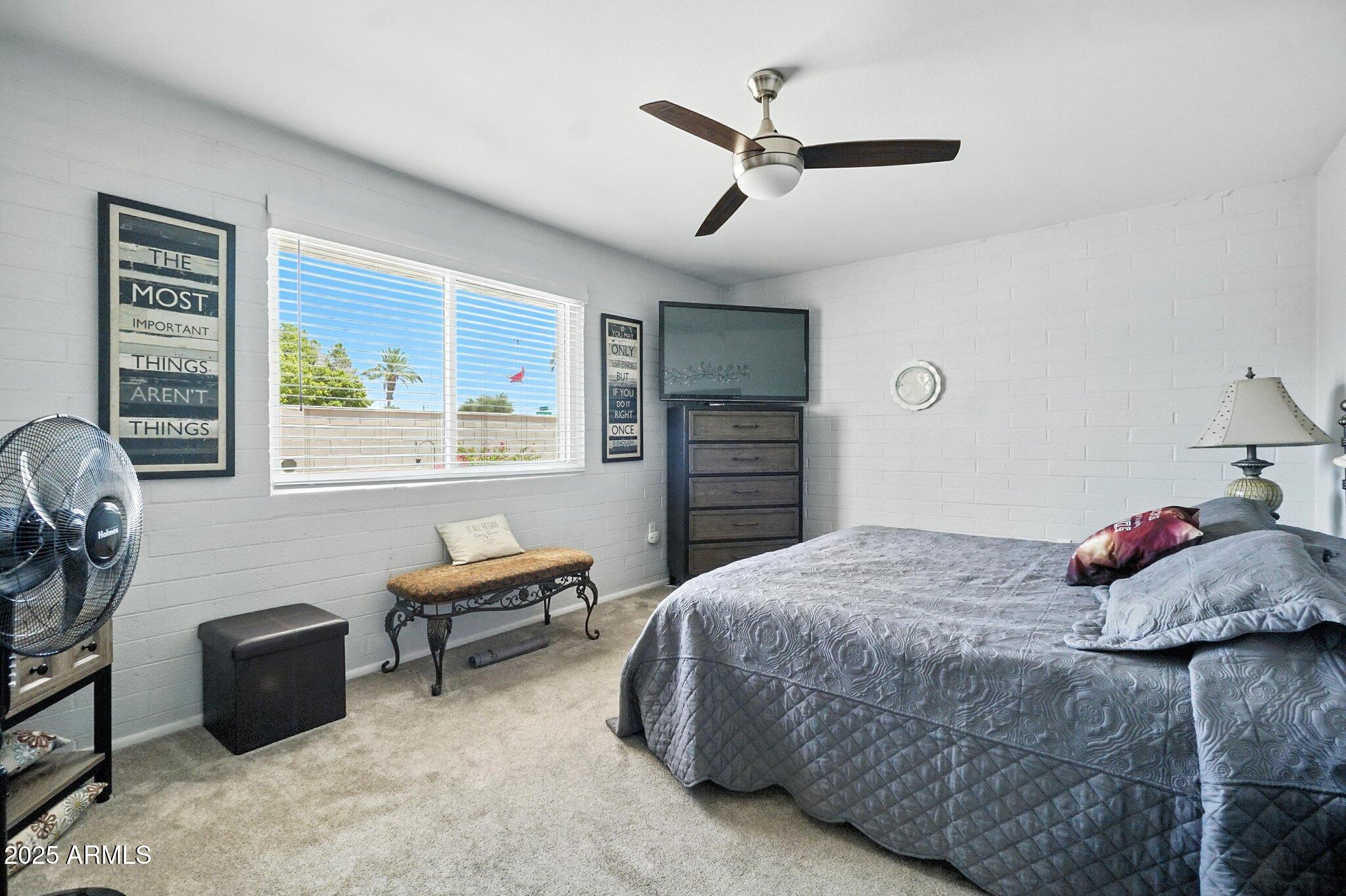 10002 W Deanne Drive