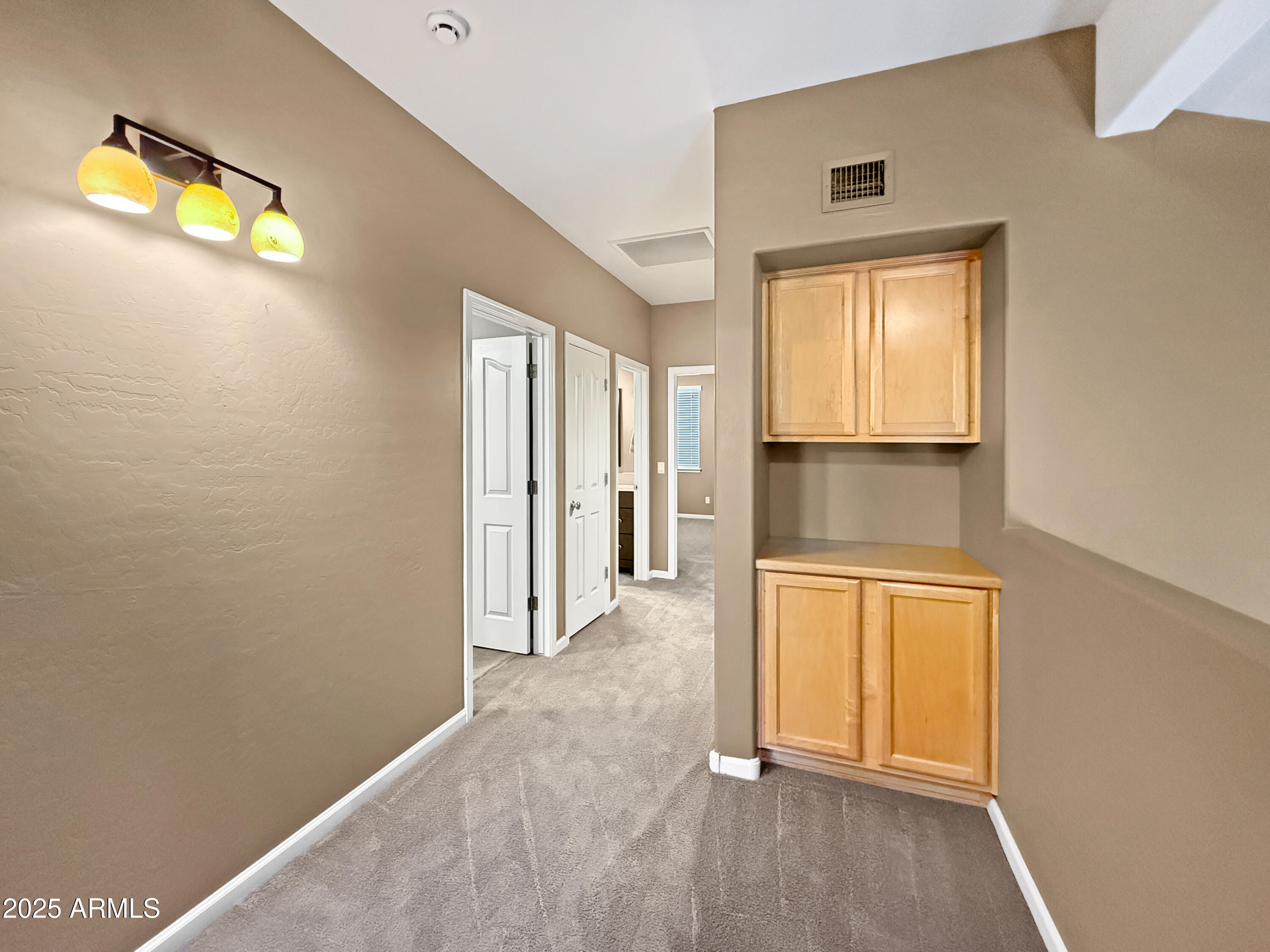 4550 E ROY ROGERS Road