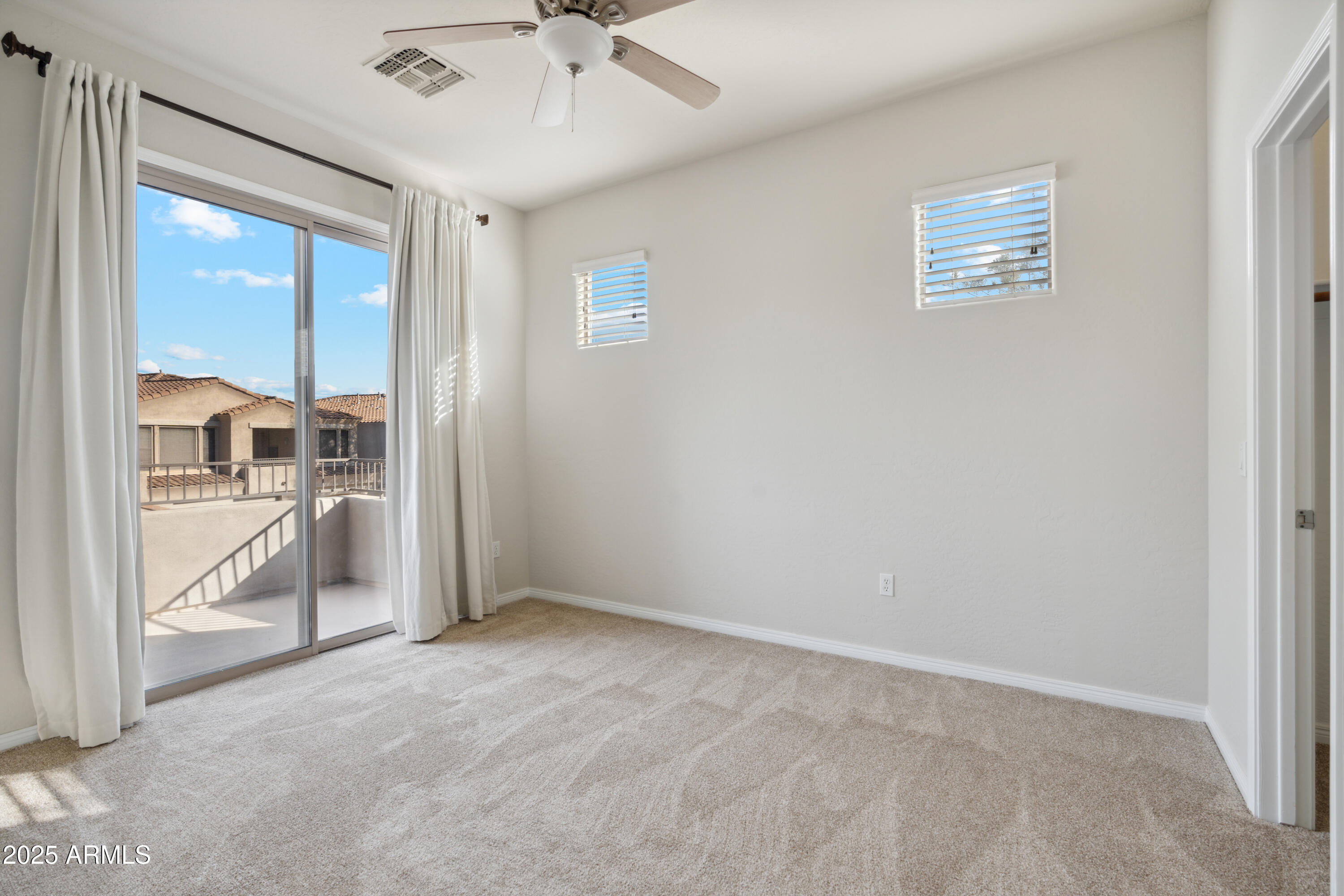 19475 N GRAYHAWK Drive 2091