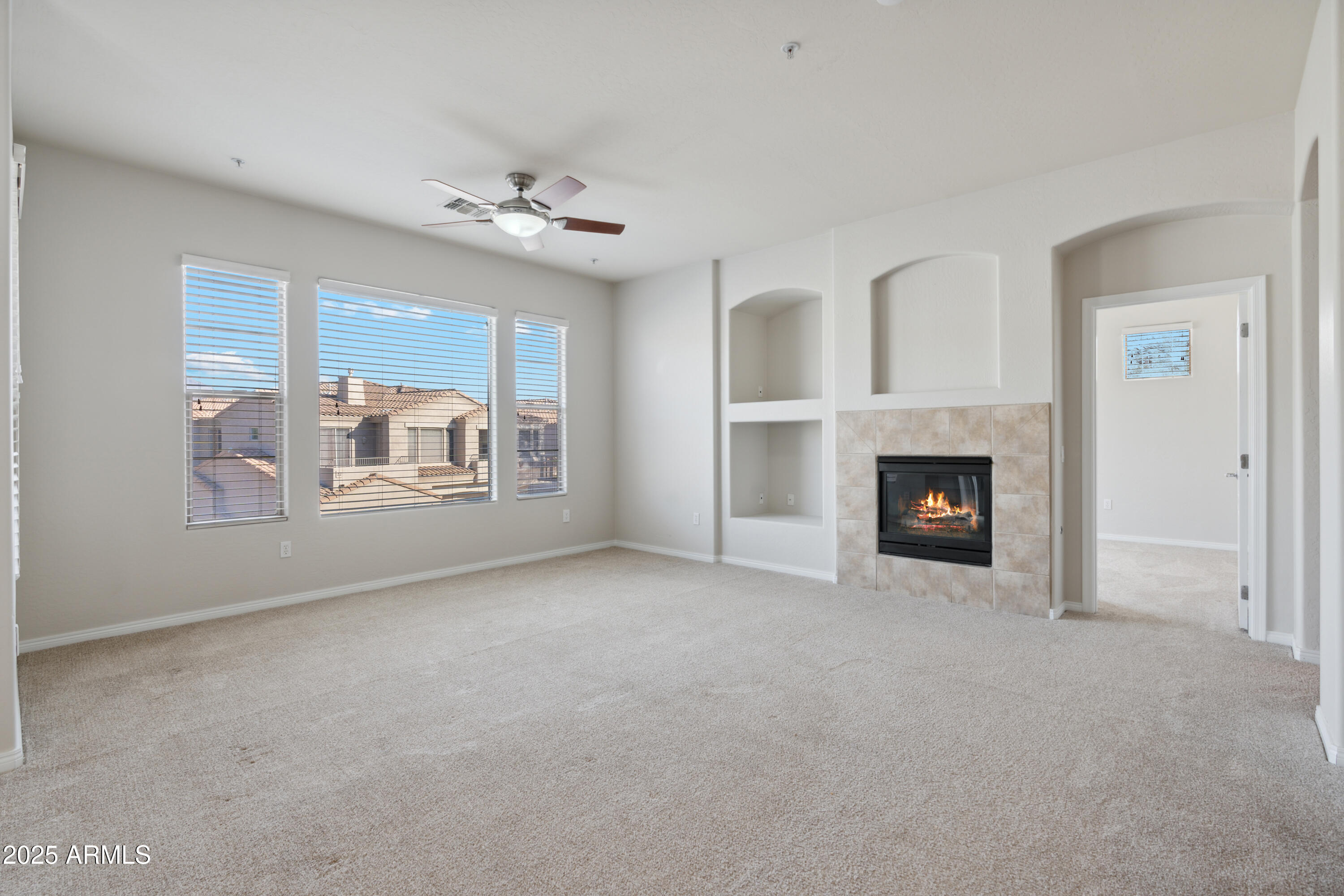 19475 N GRAYHAWK Drive 2091