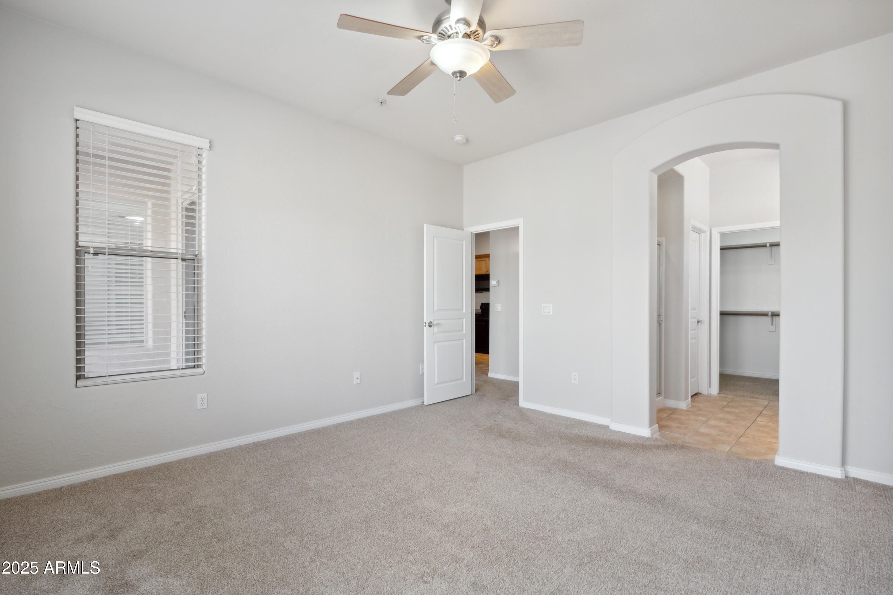 19475 N GRAYHAWK Drive 2091