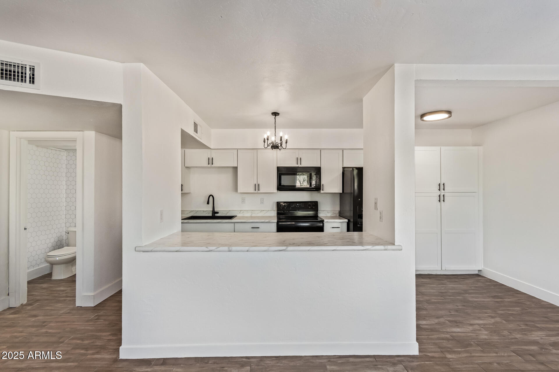 1500 W RIO SALADO Parkway 124