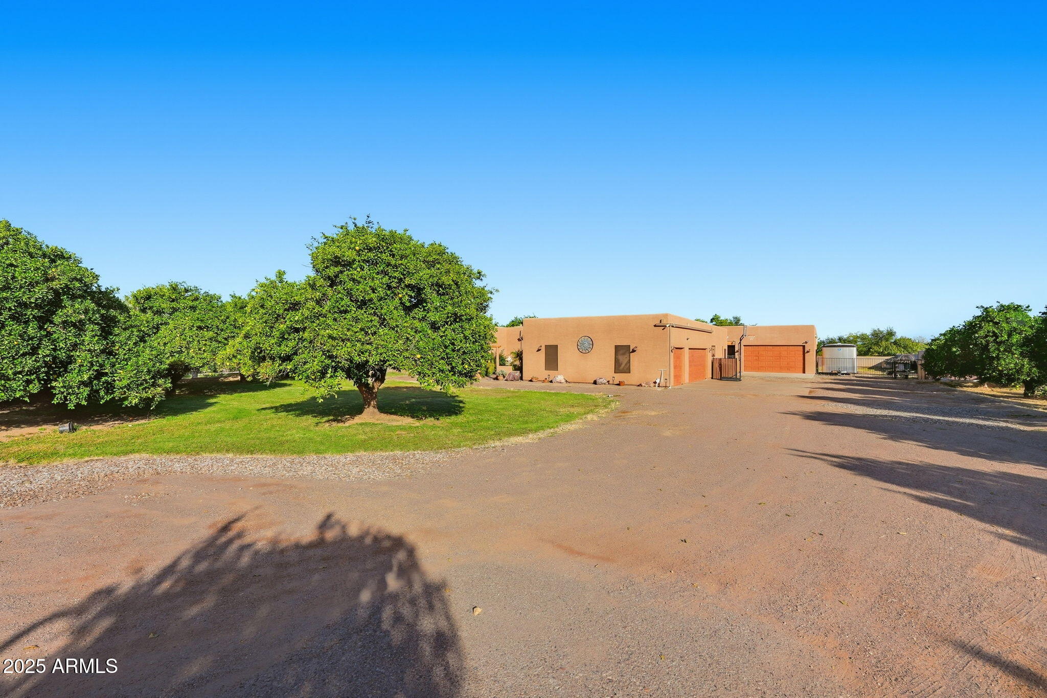 17244 E CHESTNUT Drive