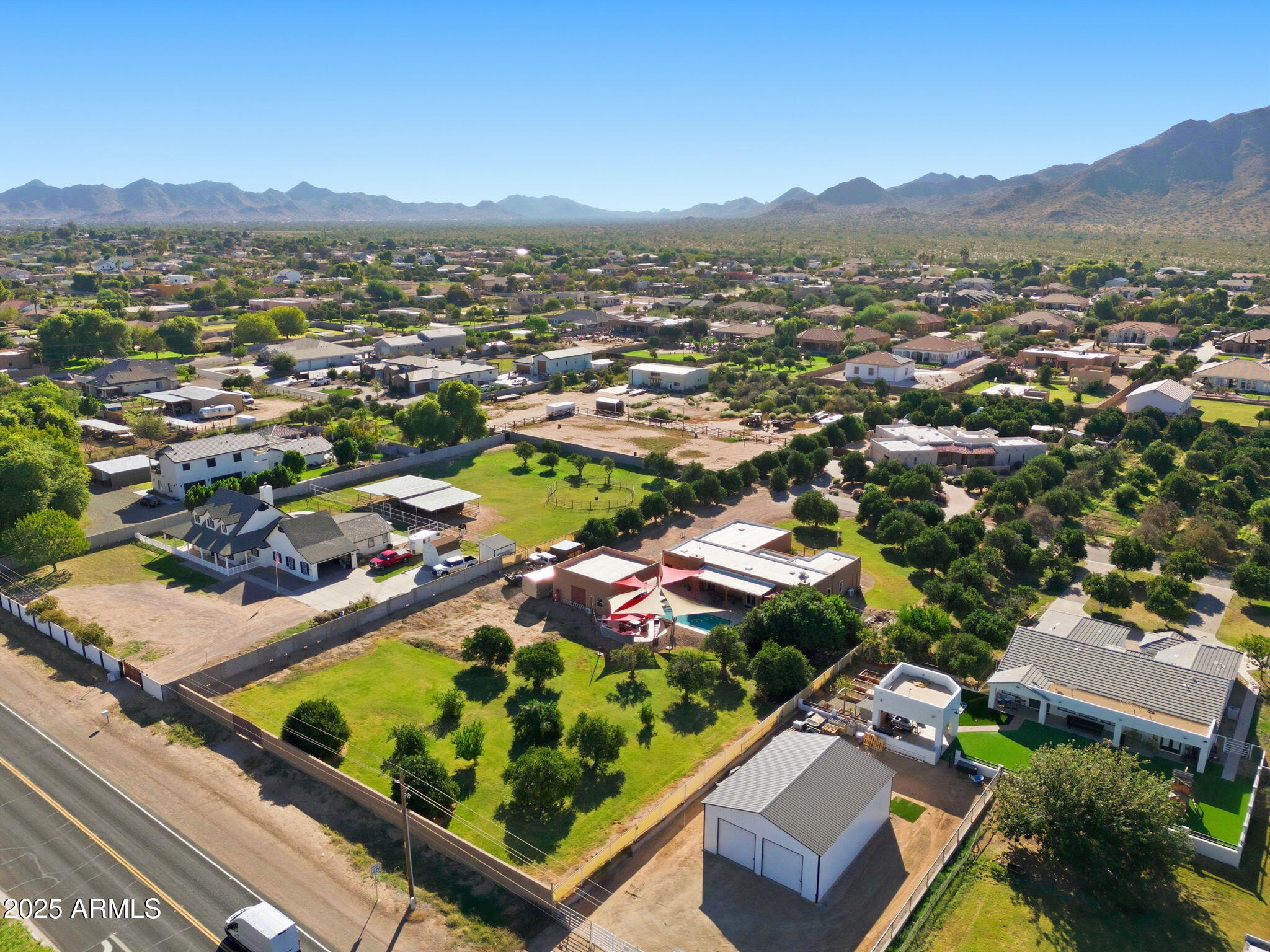 17244 E CHESTNUT Drive