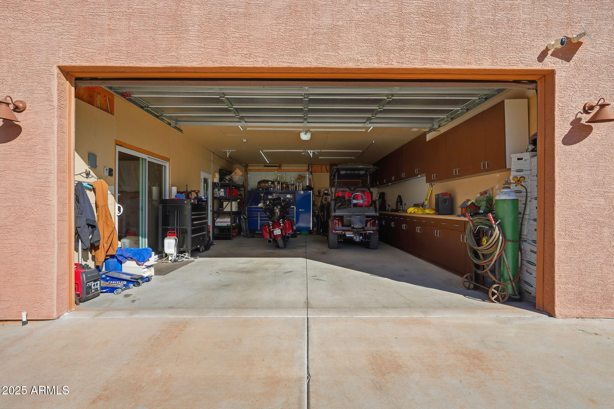 17244 E CHESTNUT Drive