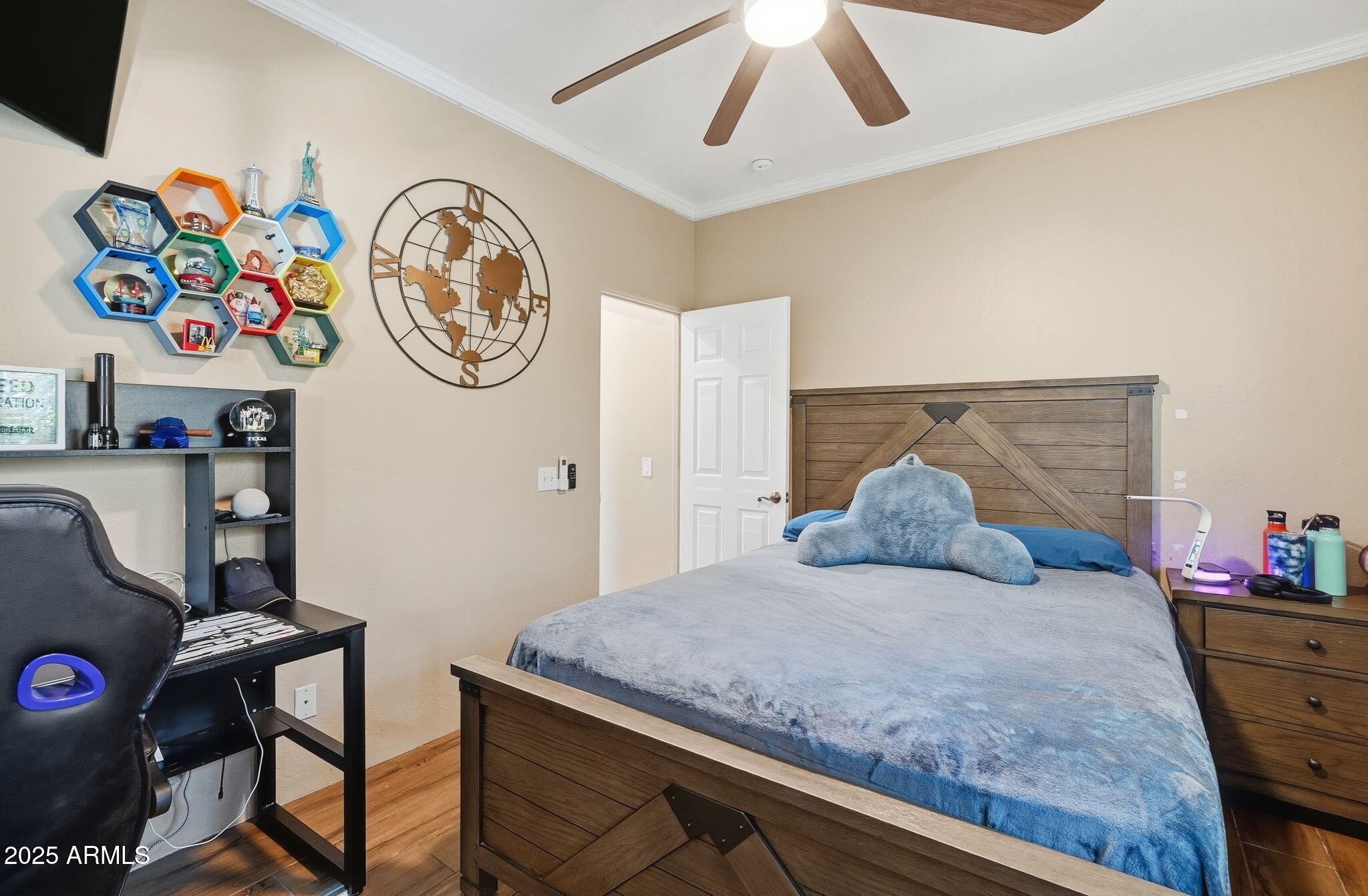 17244 E CHESTNUT Drive